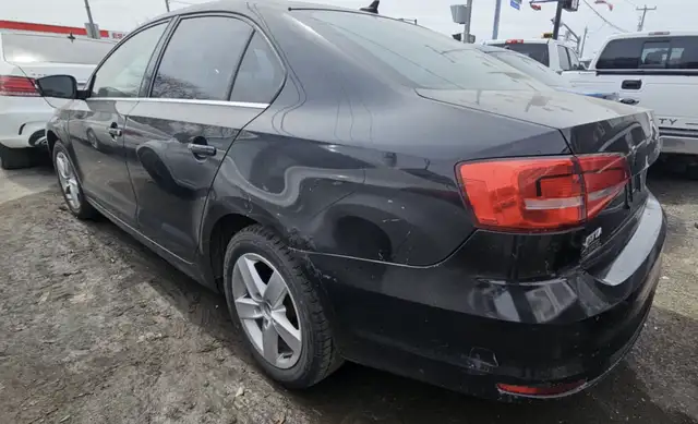 Volkswagen Jetta 2015 — photo 3