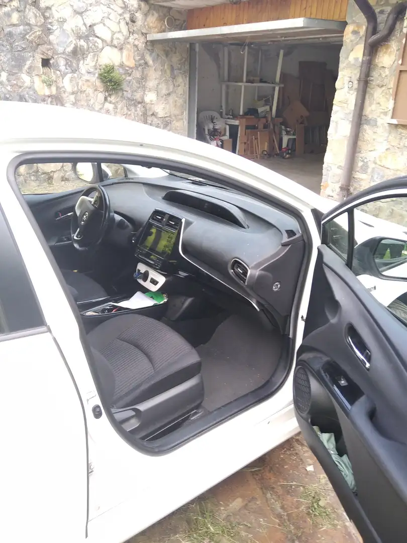 Toyota Prius Prius IV 2016 1.8h Style ecvt Blanc - 1