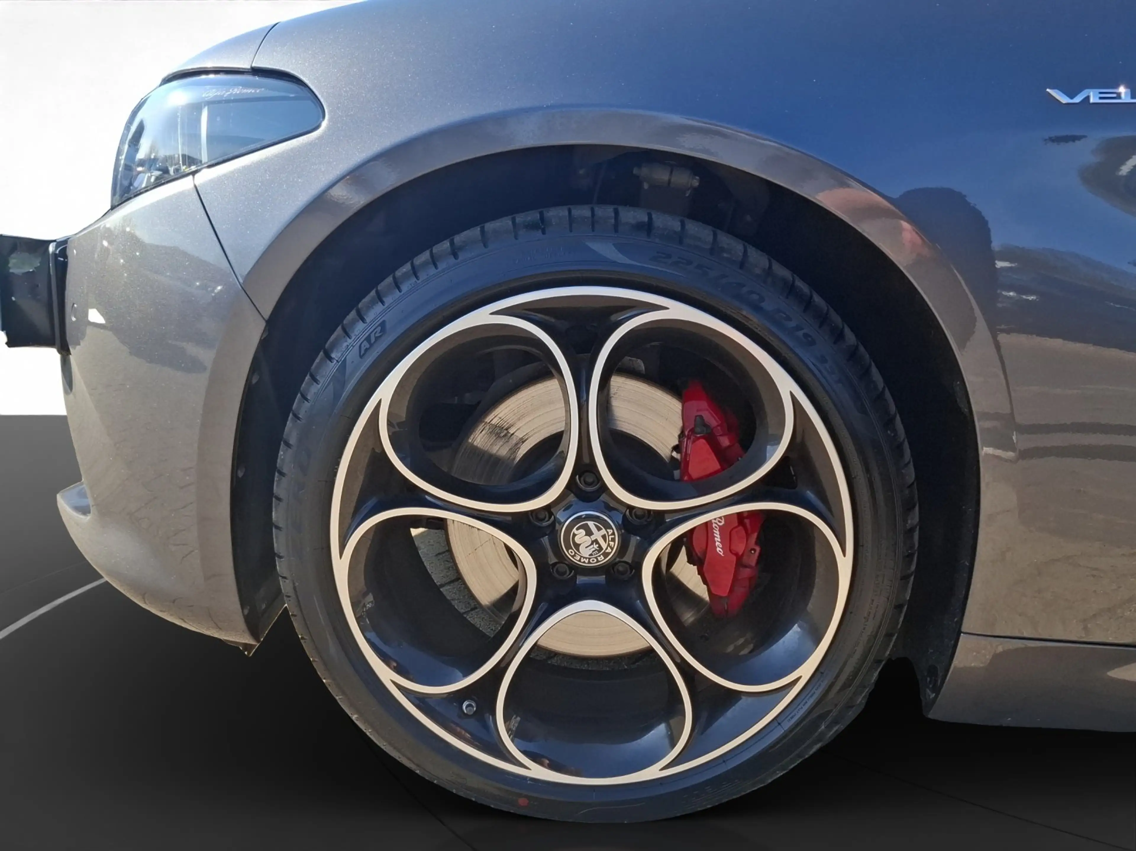 Alfa Romeo Giulia Veloce Q4 2.0 Turbo 16V Kam.+KeyLess+SHZ — photo 17