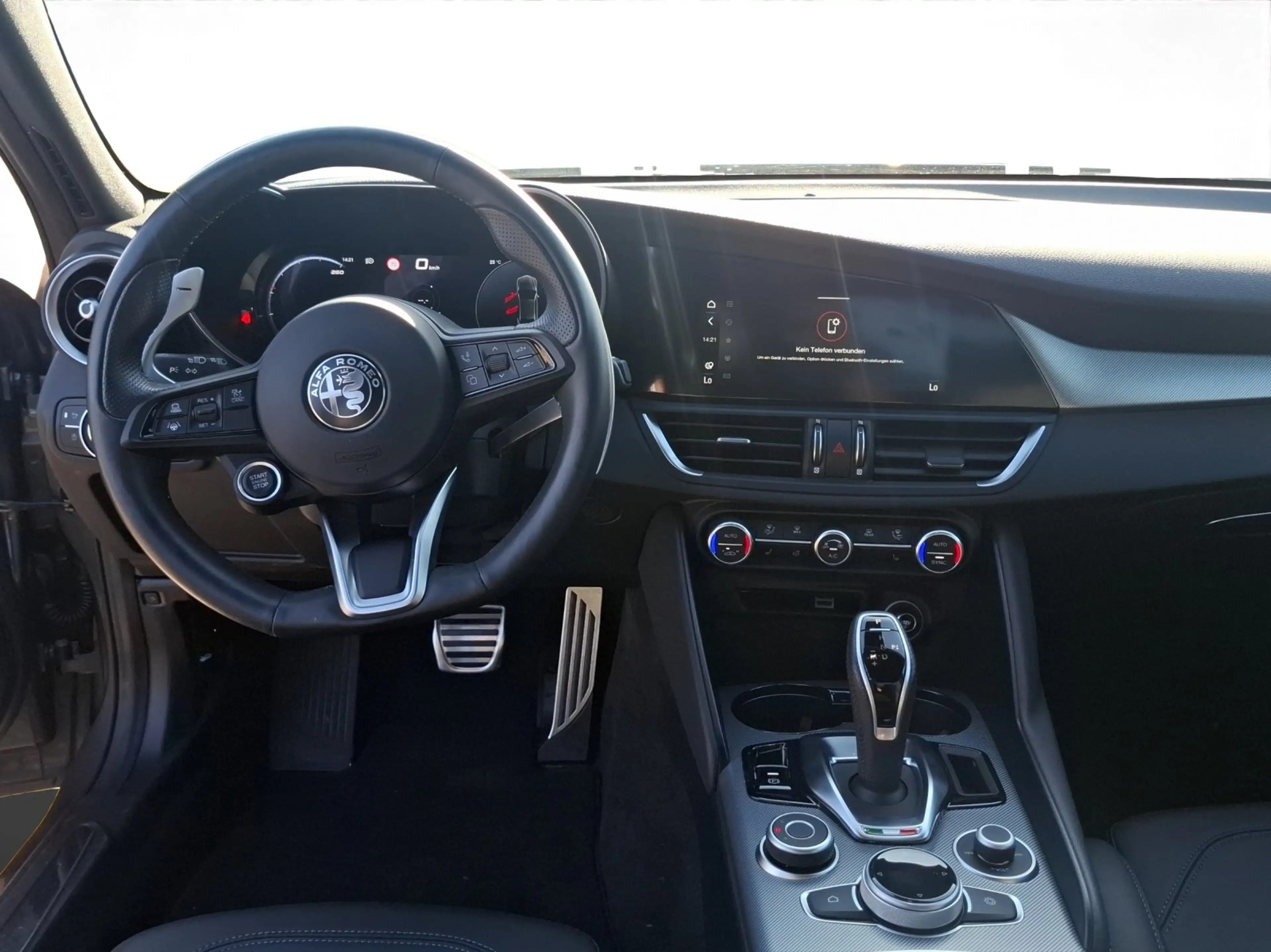 Alfa Romeo Giulia Veloce Q4 2.0 Turbo 16V Kam.+KeyLess+SHZ — photo 14