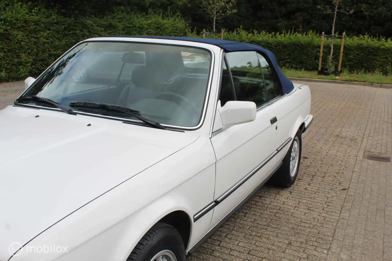 BMW 325 3-serie Cabrio 325i, foto 8