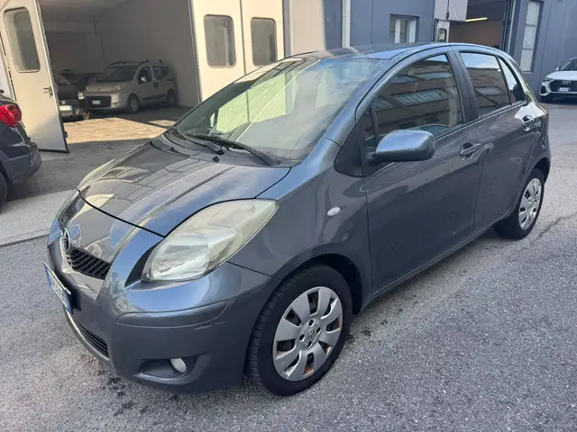 Toyota Yaris 1.0 5 porte*NEOPATENTATI