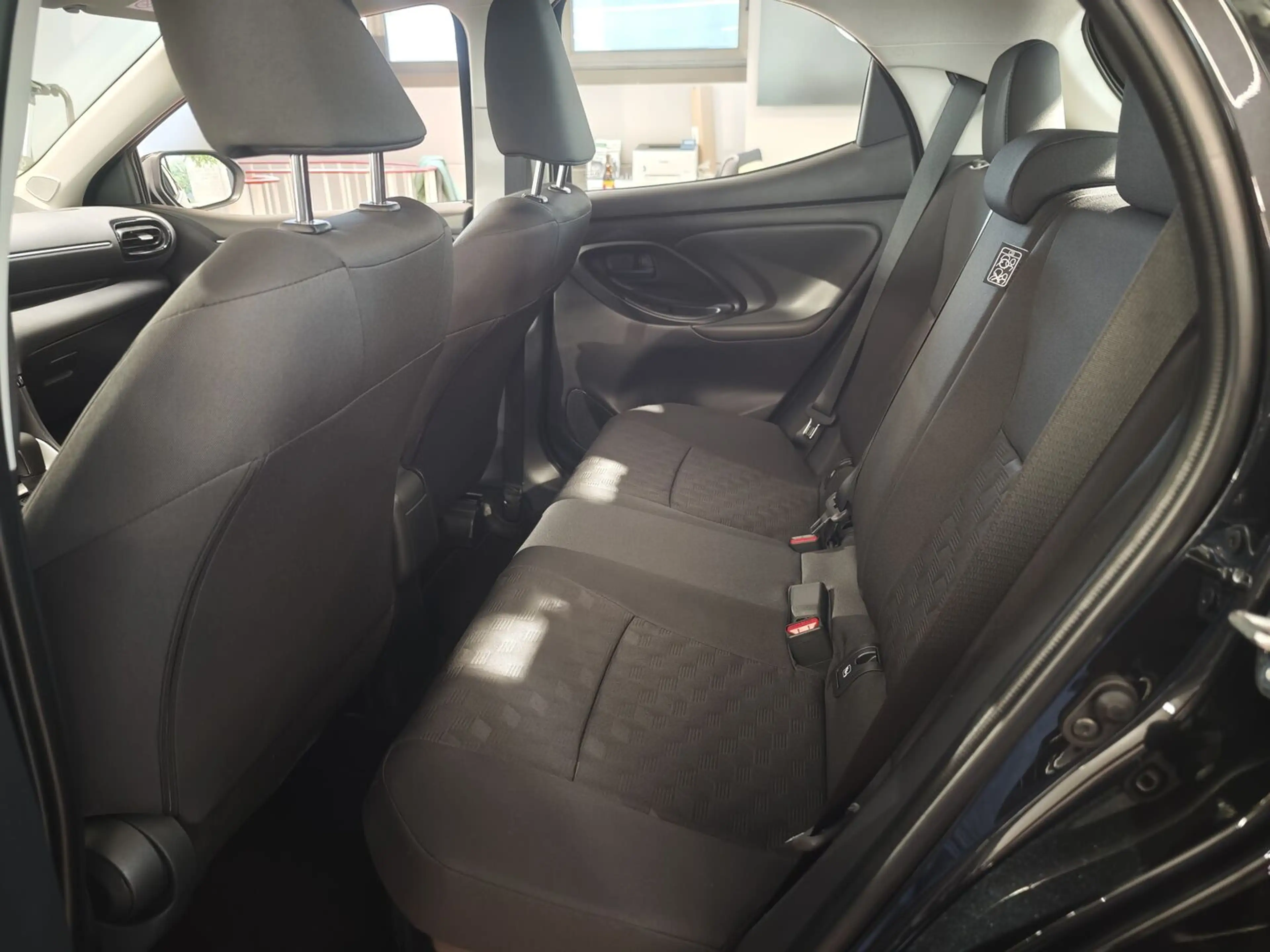 Mazda 2 Hybrid 1.5L  VVT-i CENTRE-LINE — photo 9