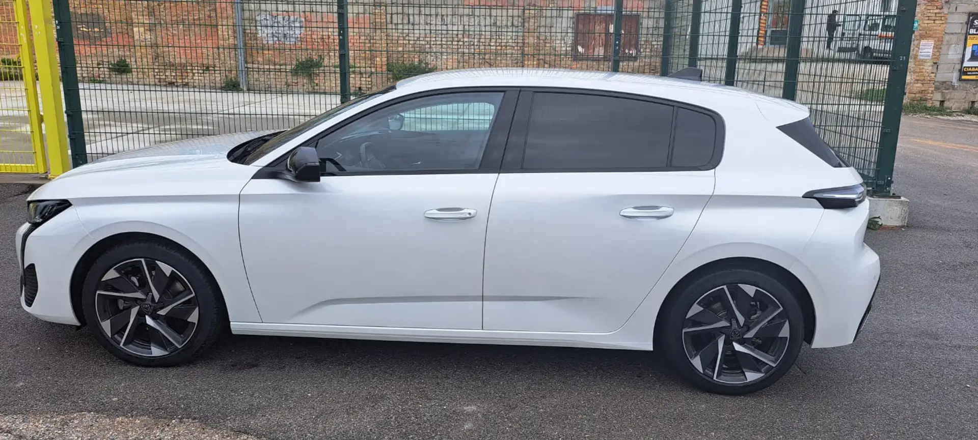 Peugeot 308 308 1.5 bluehdi Allure Pack s&s 130cv Blanc - 2
