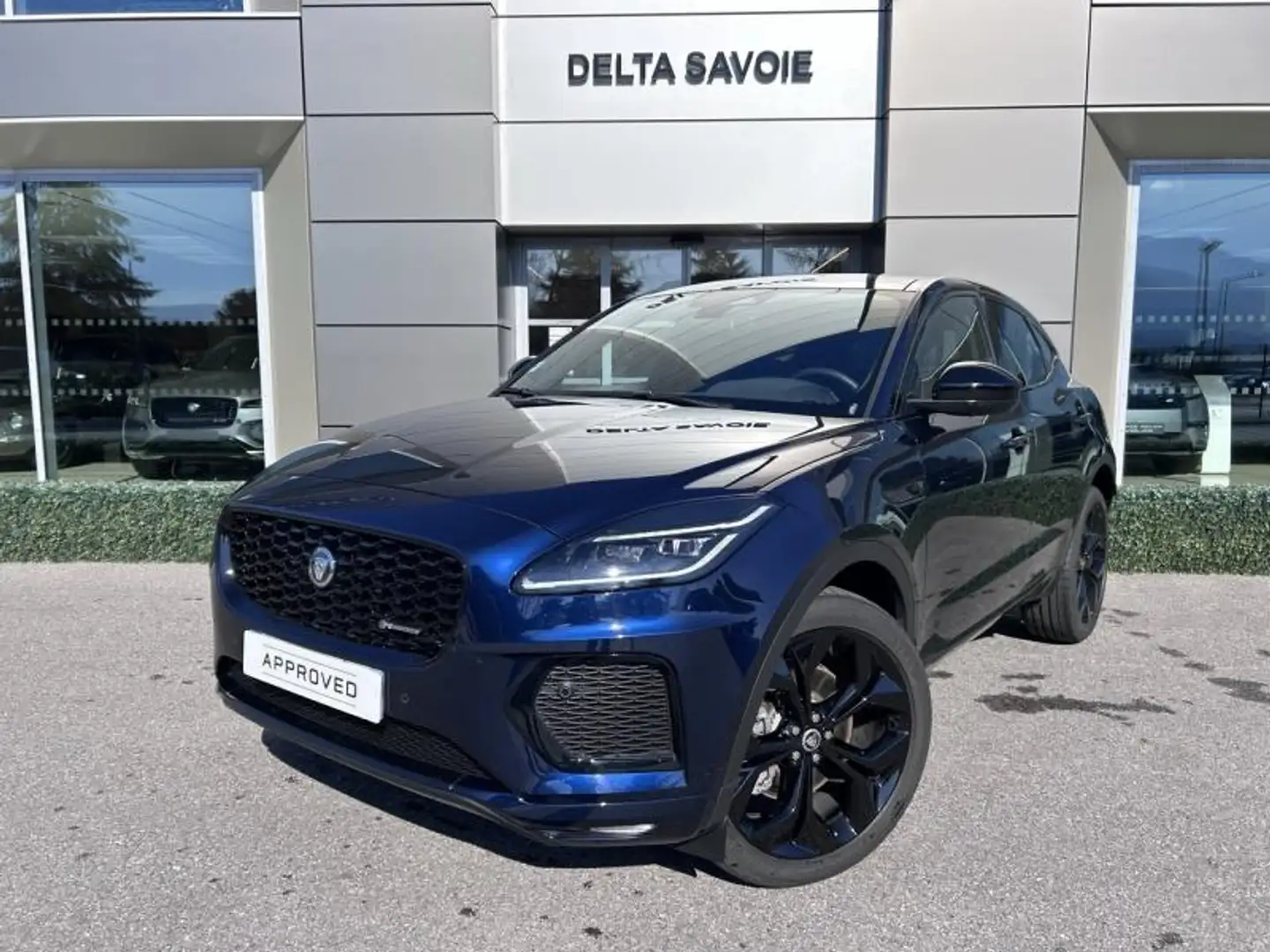 Jaguar E-Pace P200 FlexFuel MHEV 200ch R-Dynamic HSE Noir - 1