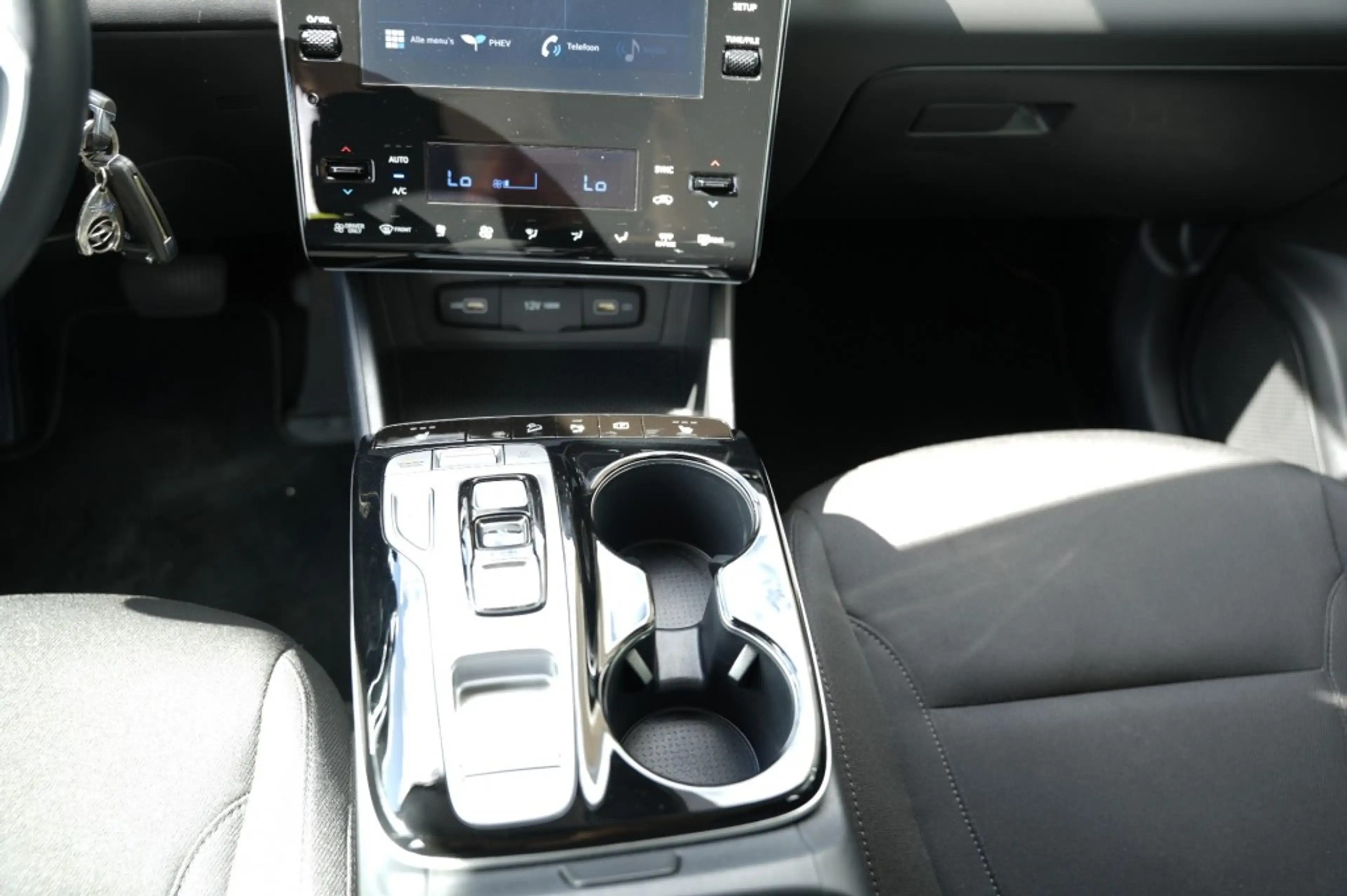 Hyundai TUCSON 1.6 T-GDI PHEV Trekhaak,Carplay, Camera , Navi — photo 14