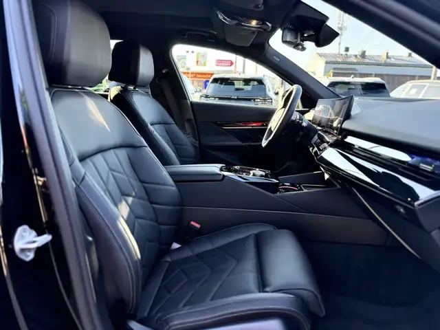 BMW M view 13