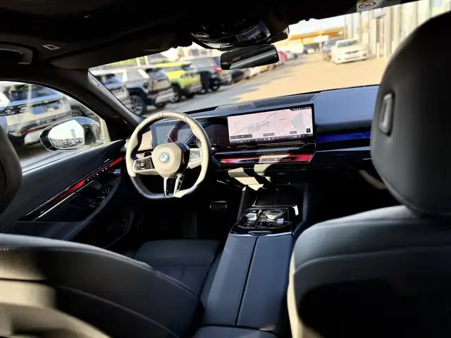 BMW M view 12