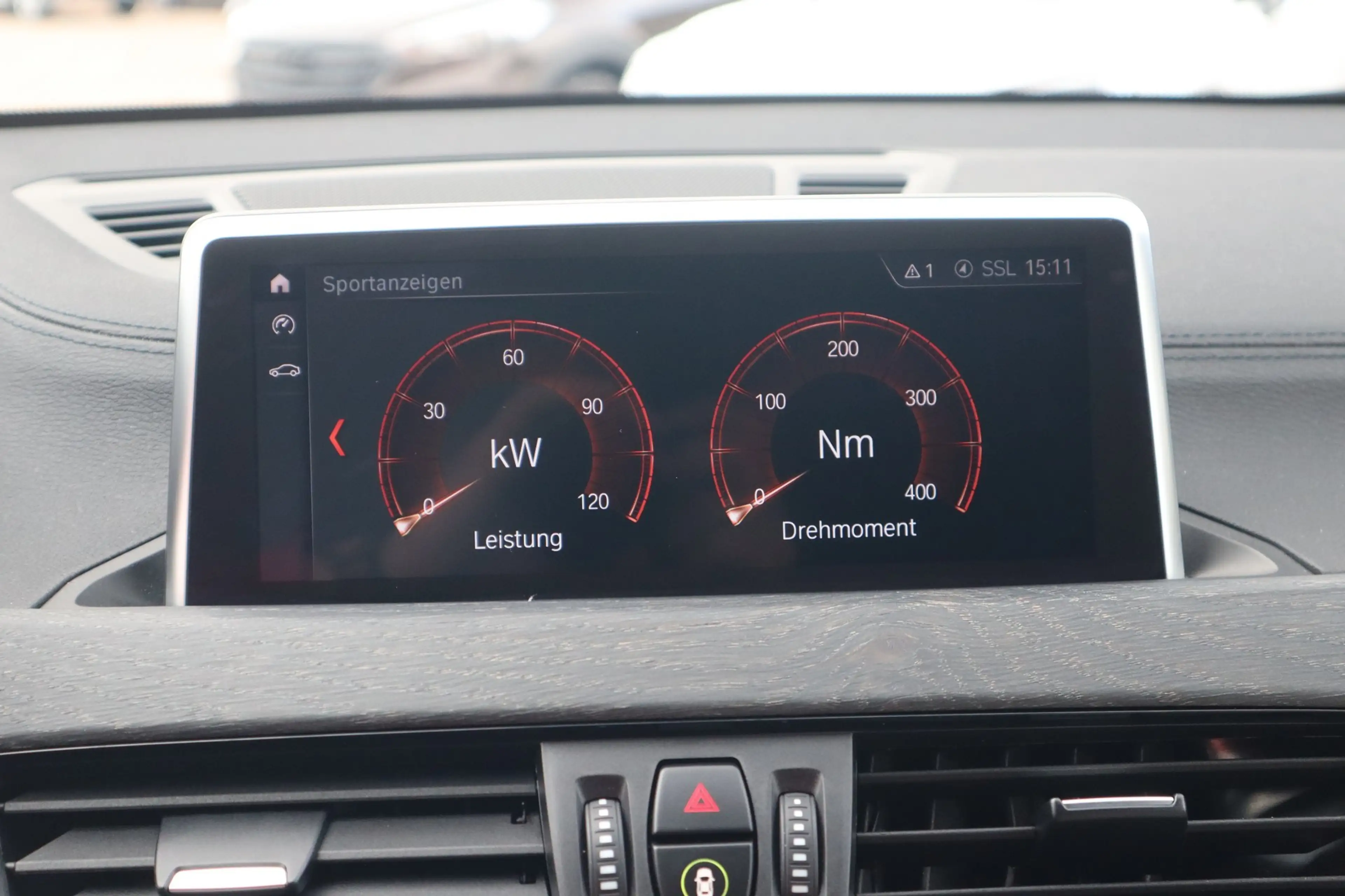 BMW X2 sDrive 18 d M Sport LED Navi Tempomat DAB AHK — photo 13
