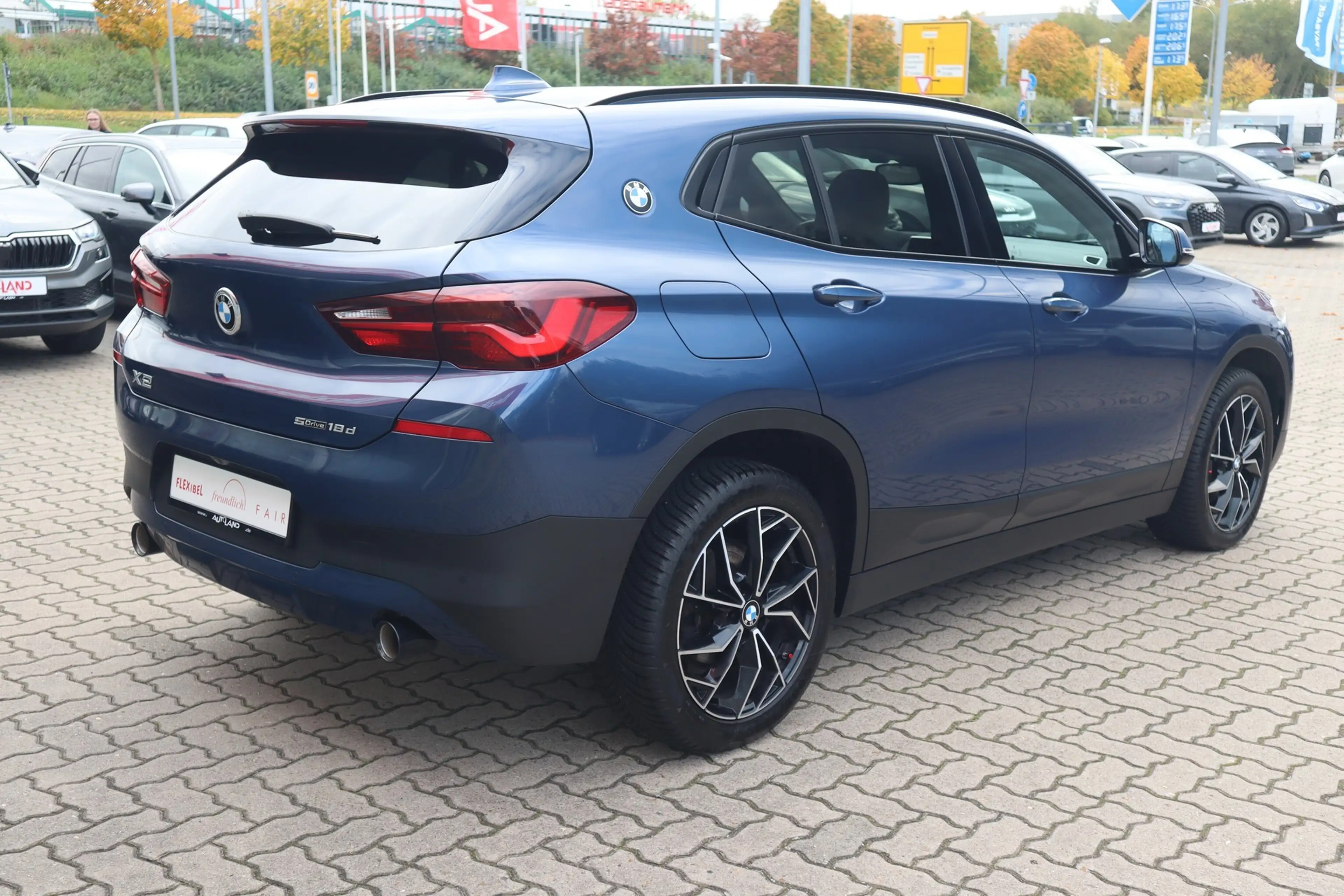 BMW X2 sDrive 18 d M Sport LED Navi Tempomat DAB AHK — photo 5