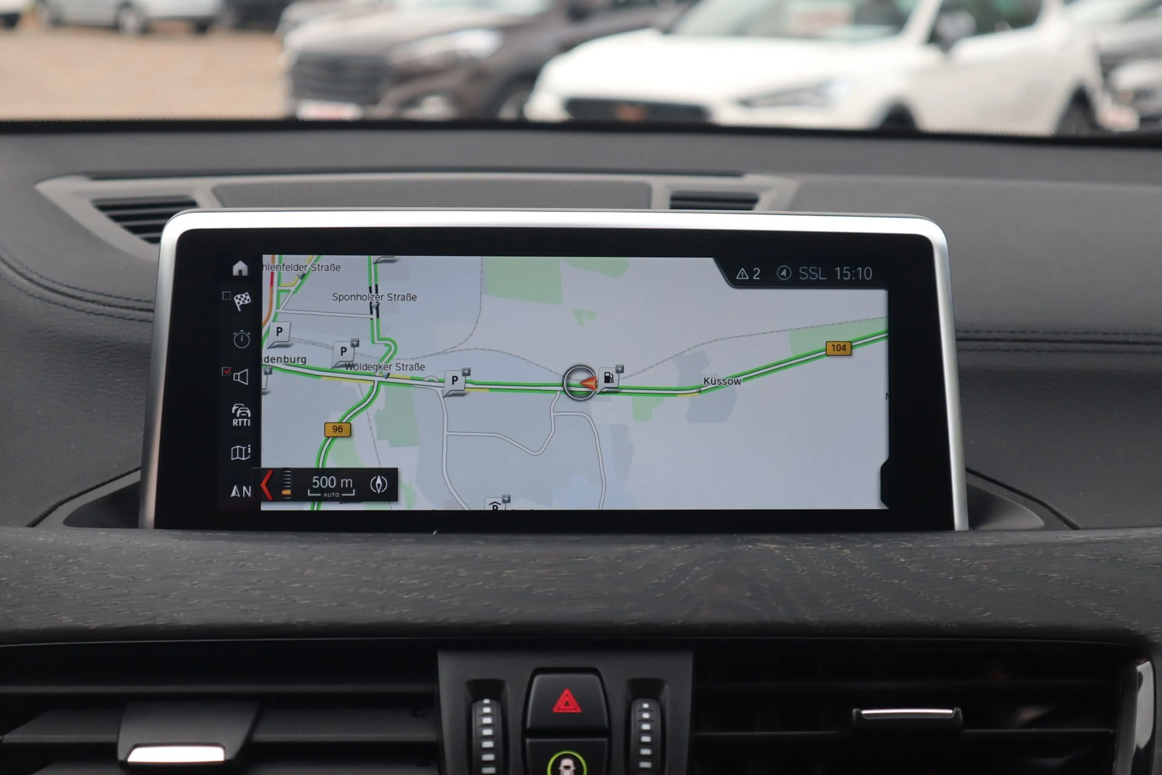 BMW X2 sDrive 18 d M Sport LED Navi Tempomat DAB AHK — photo 10