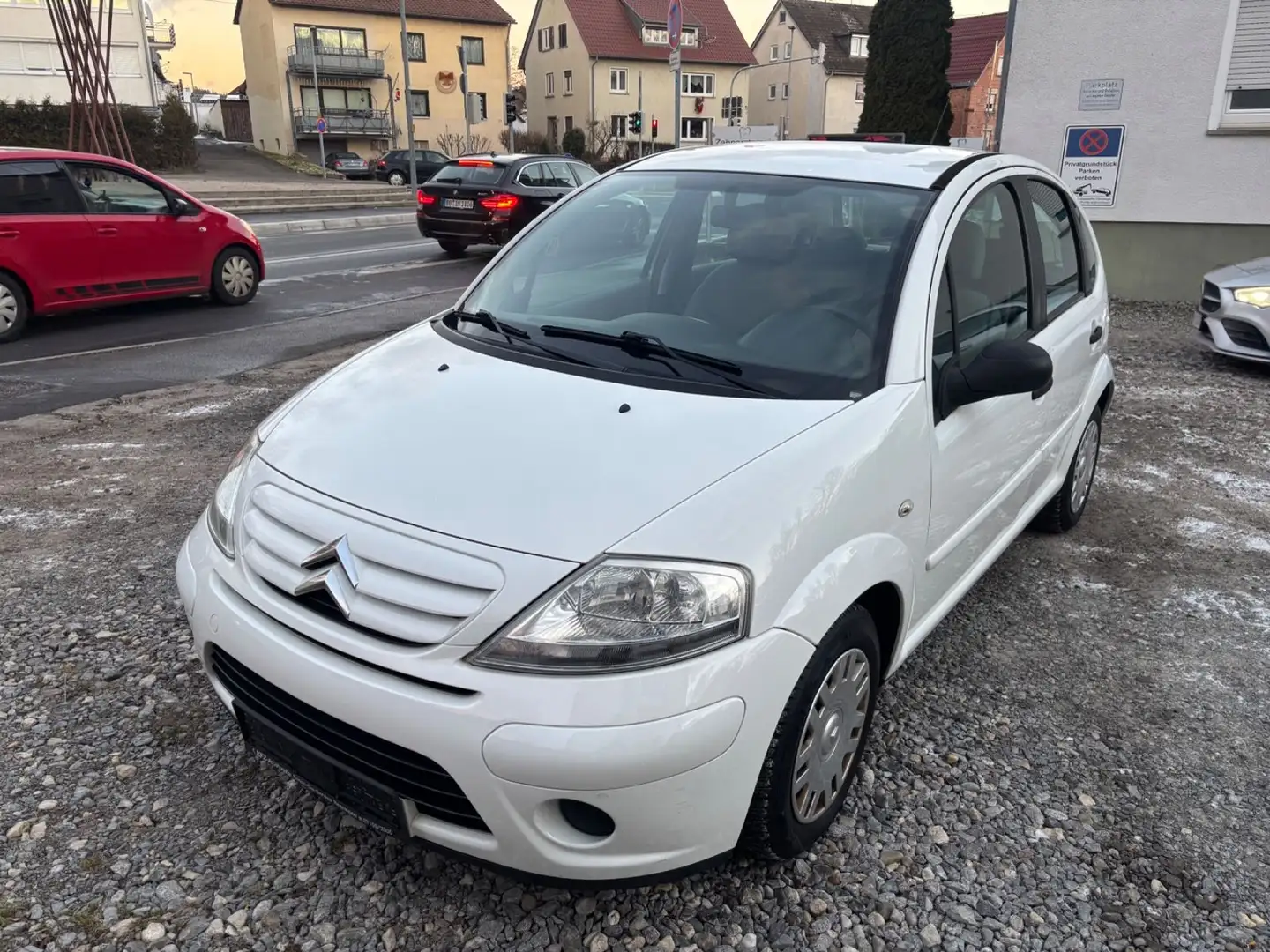 Citroen C3 1.1 Tonic**EURO 4**KLIMA**TÜV NEU**5-TÜRER** Weiß - 2