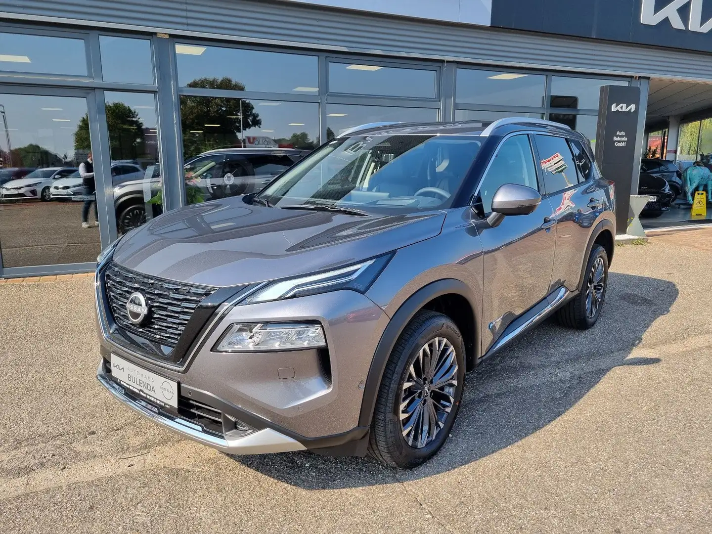 Nissan X-Trail X-TRAIL 1.5 e-POWER 204 PS 4x2 Tekna BOSE Grau - 2
