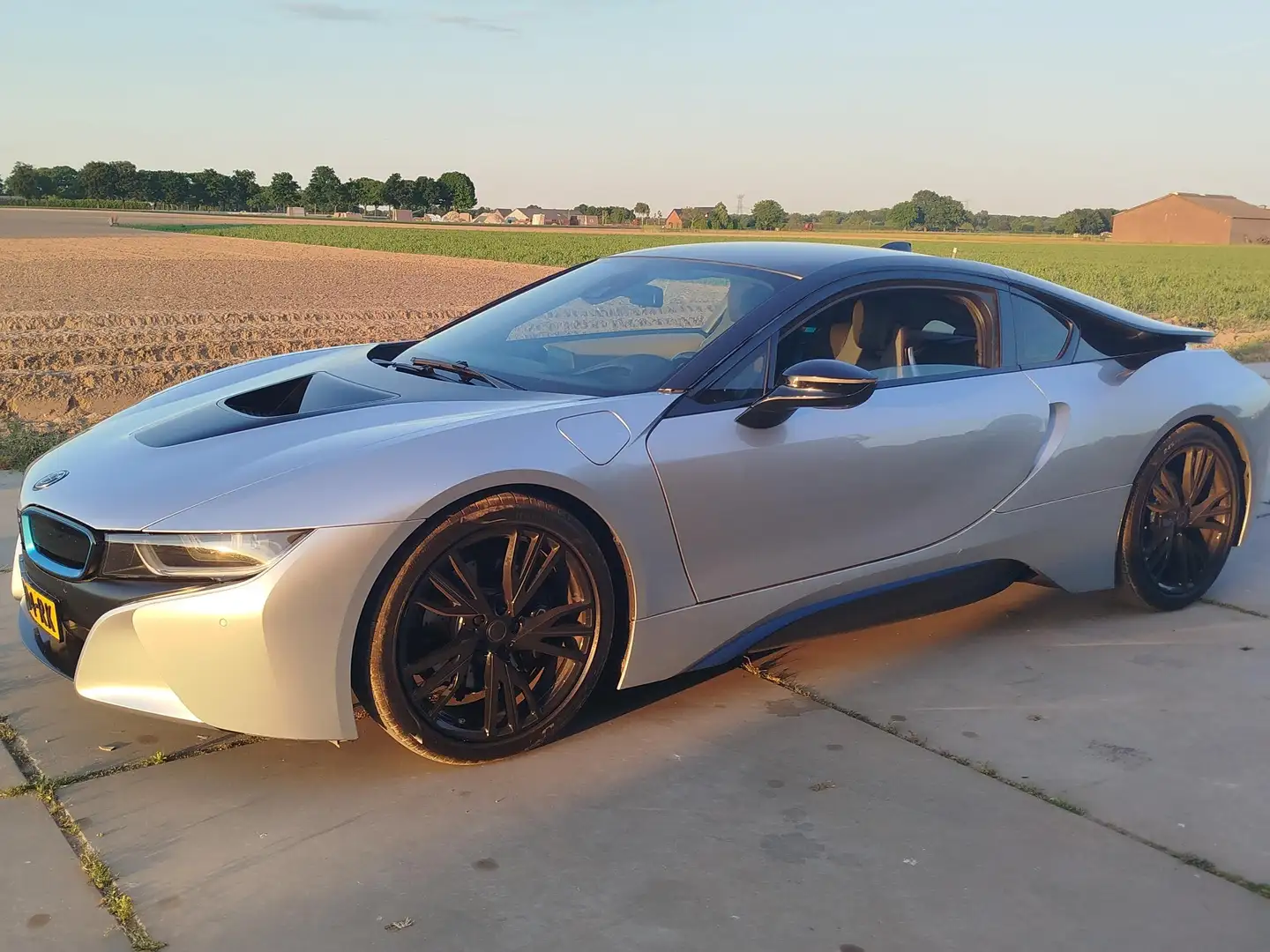 BMW i8 i8 1.5 First Edition Silver - 1
