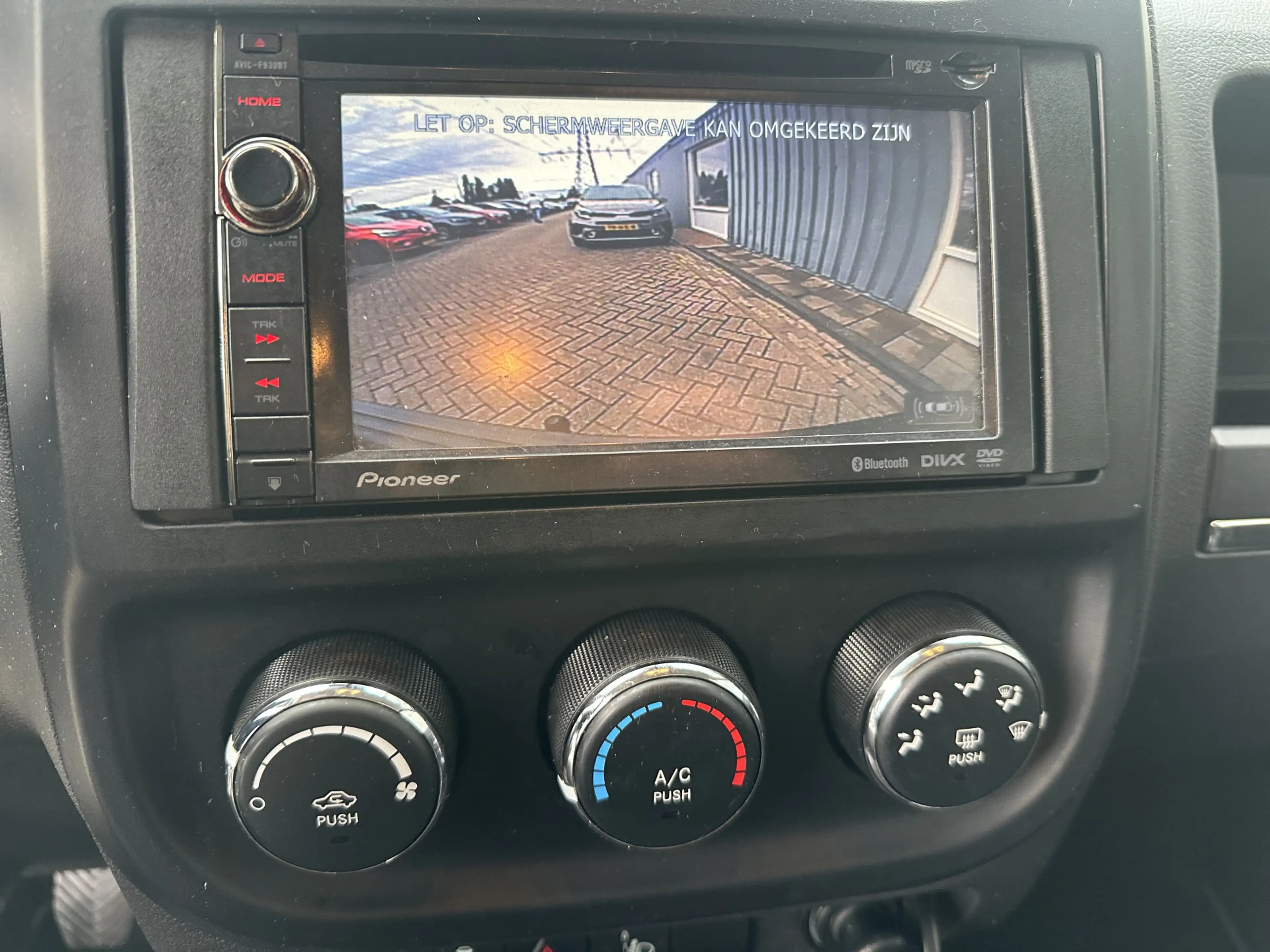 Jeep Compass 2.0 Sport — photo 7