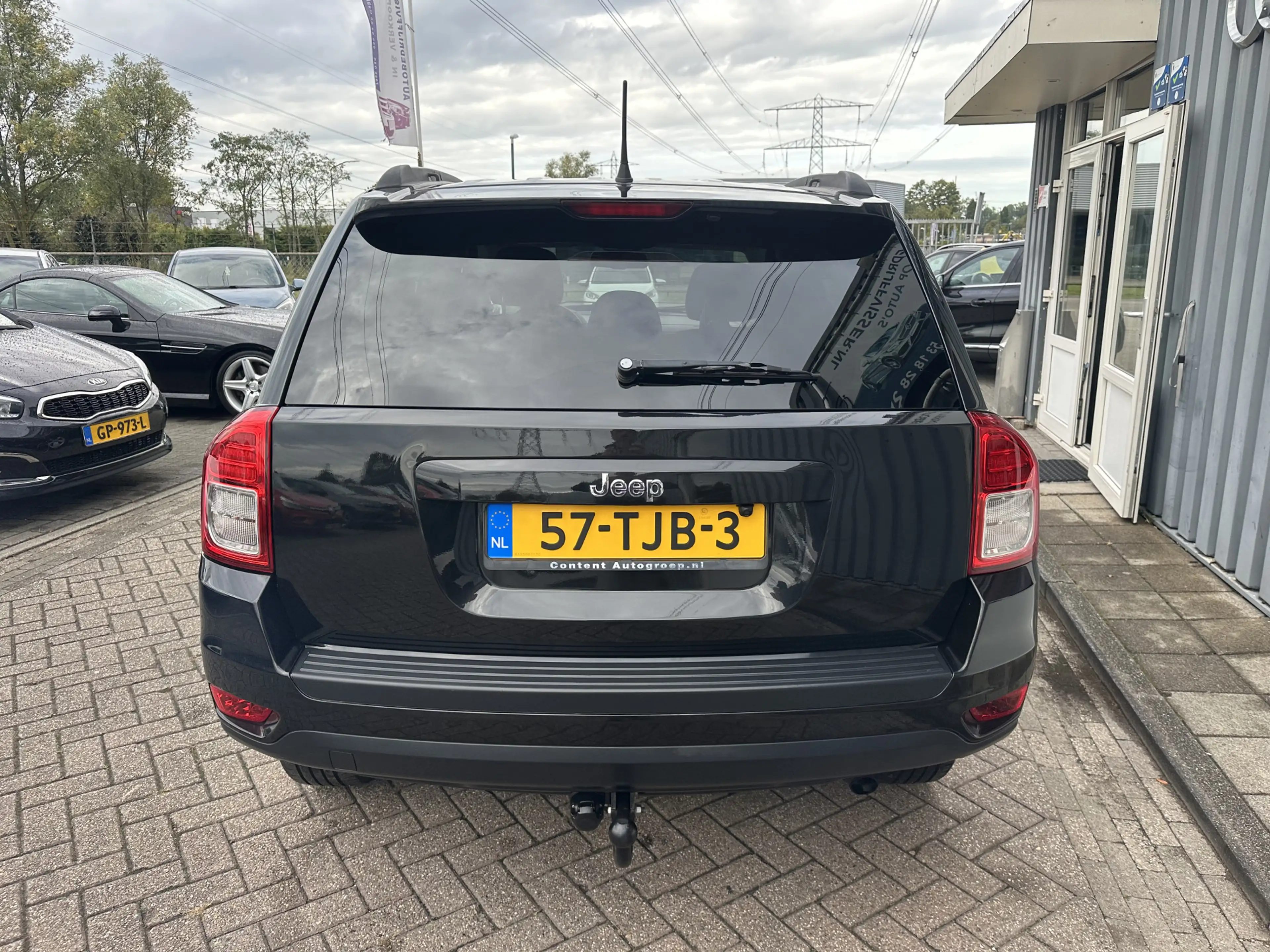Jeep Compass 2.0 Sport — photo 9