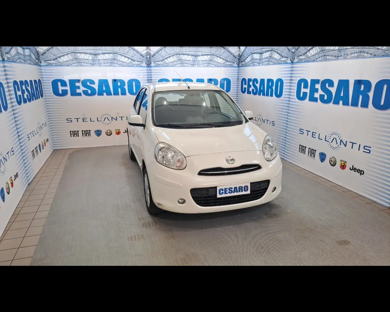 Nissan Micra 5 Porte 1.2  Acenta Weiß - 1