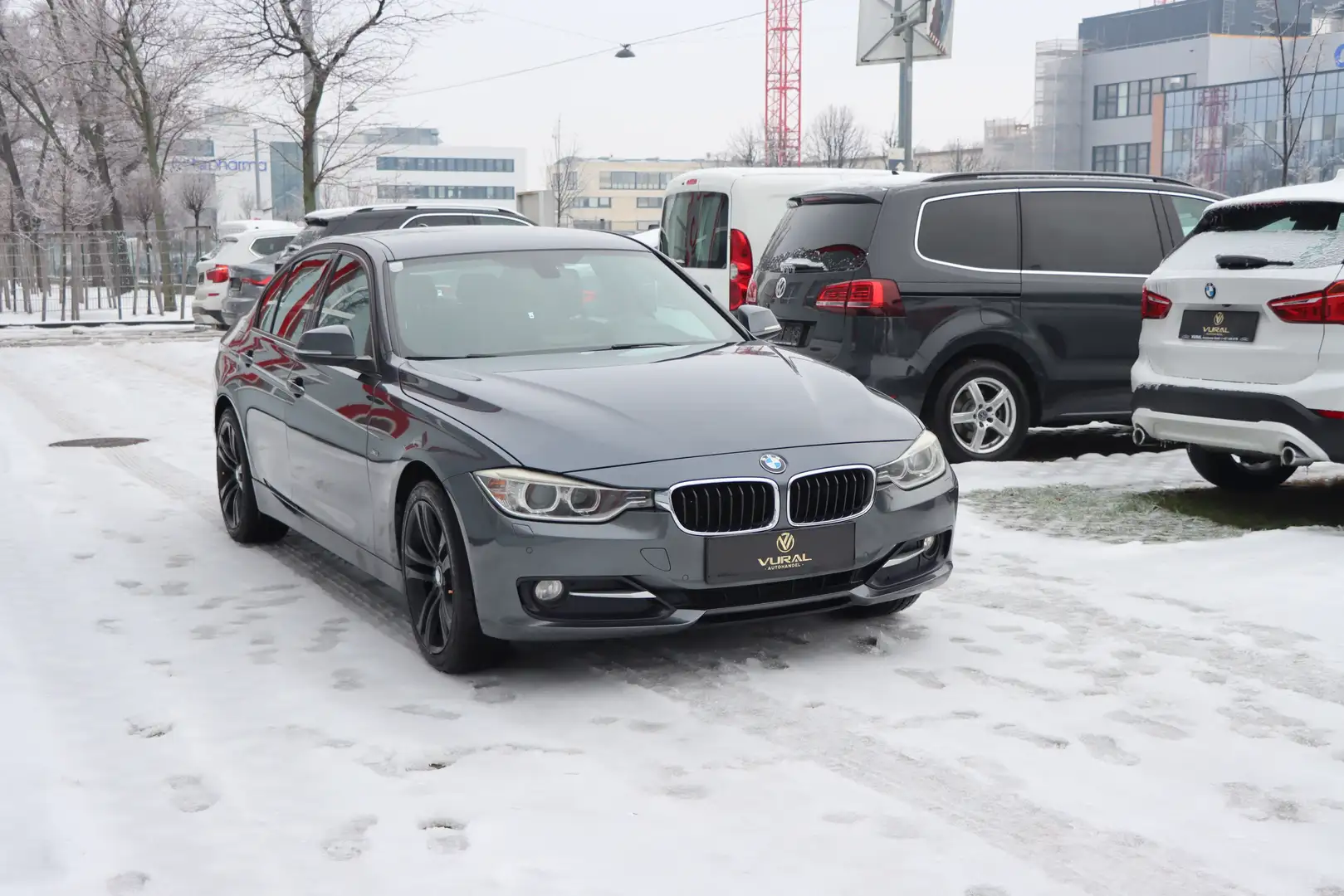 BMW 318 318 d Sport Line F30 Grau - 2