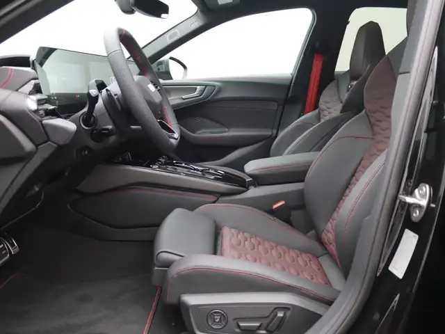 Audi RS5 view 10