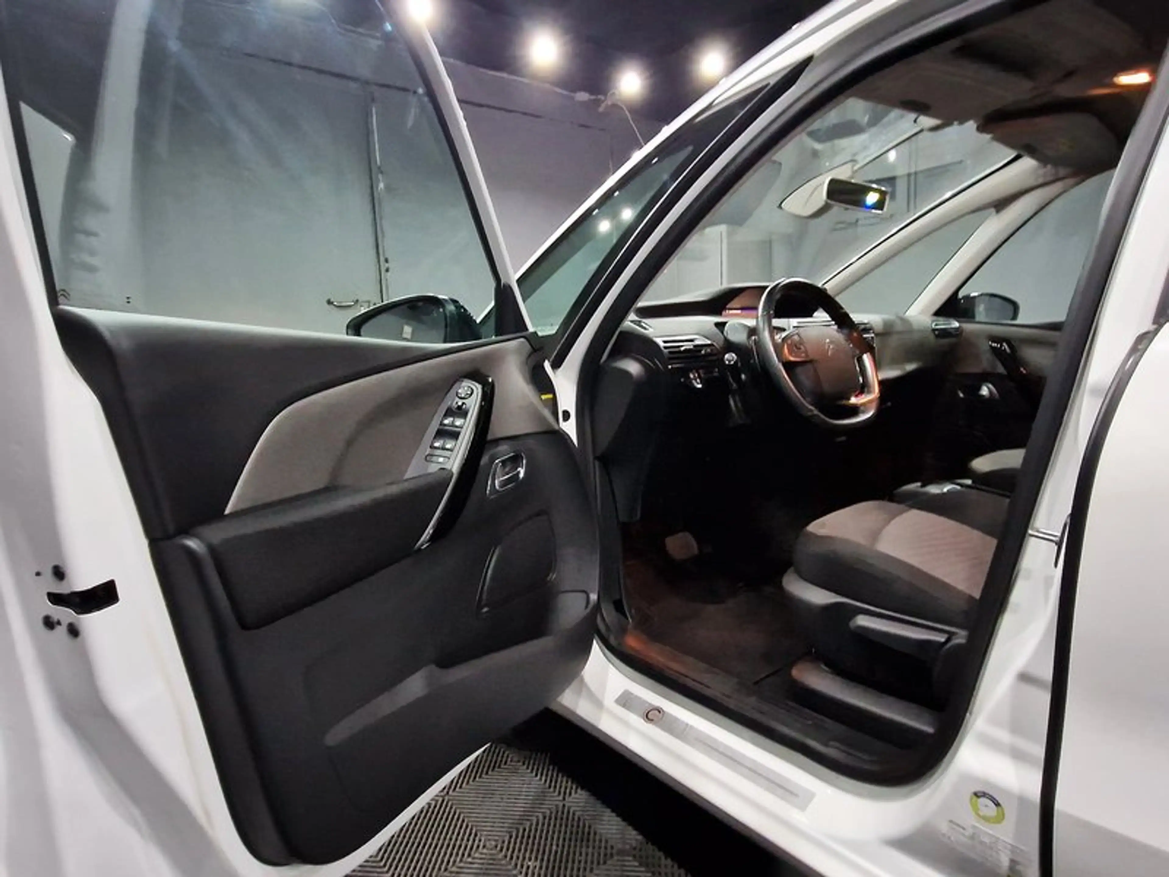 Citroen Grand C4 SpaceTourer 7 SITZER|AUTOM|NAVI|LM FELGEN — photo 7