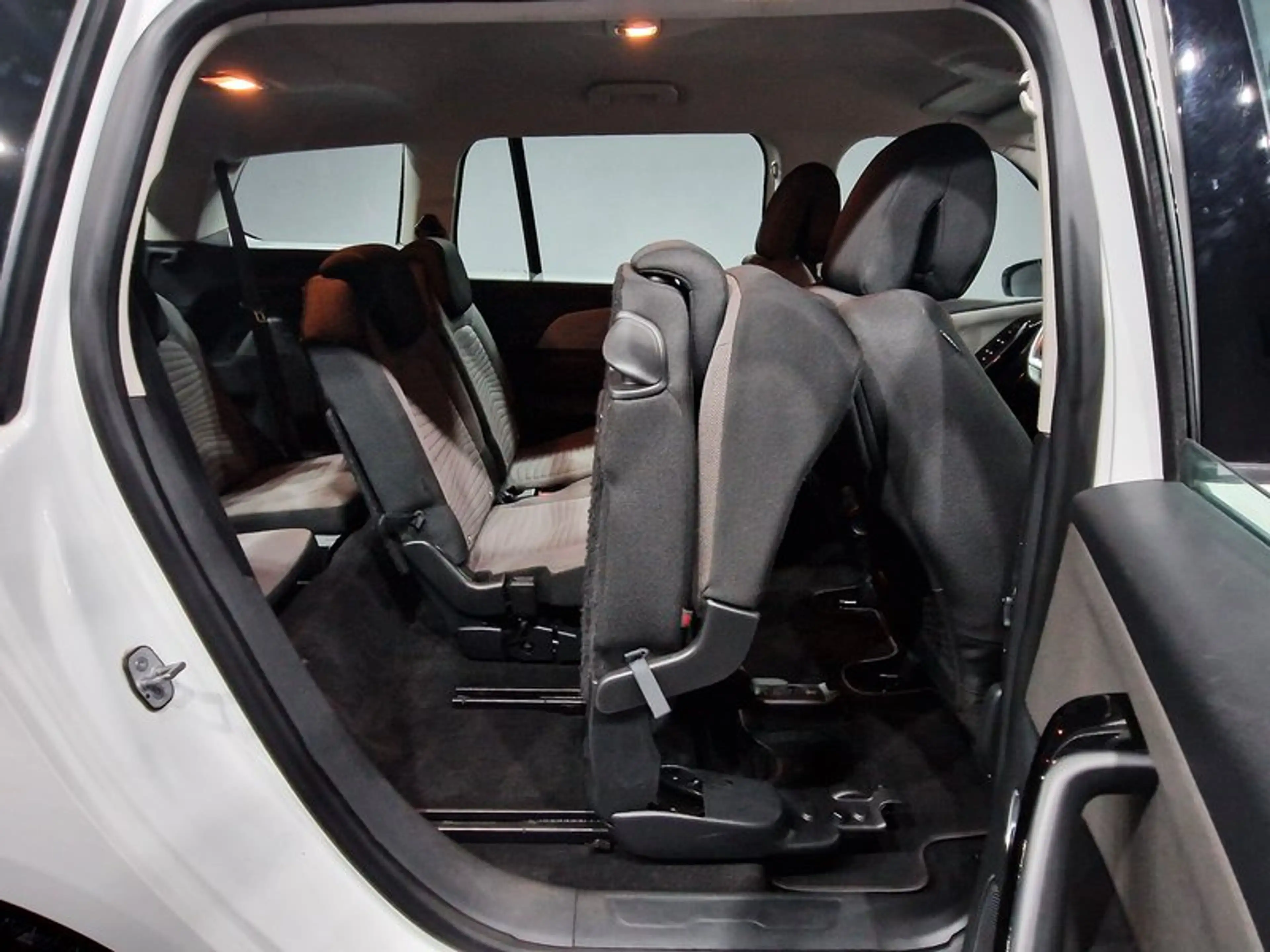 Citroen Grand C4 SpaceTourer 7 SITZER|AUTOM|NAVI|LM FELGEN — photo 10