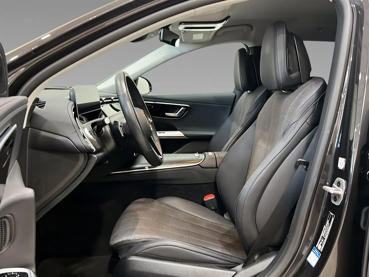 Mercedes-Benz E 300 e T AVANTGARDE+LED+Kamera+Ambi+TotW+LrHz 9