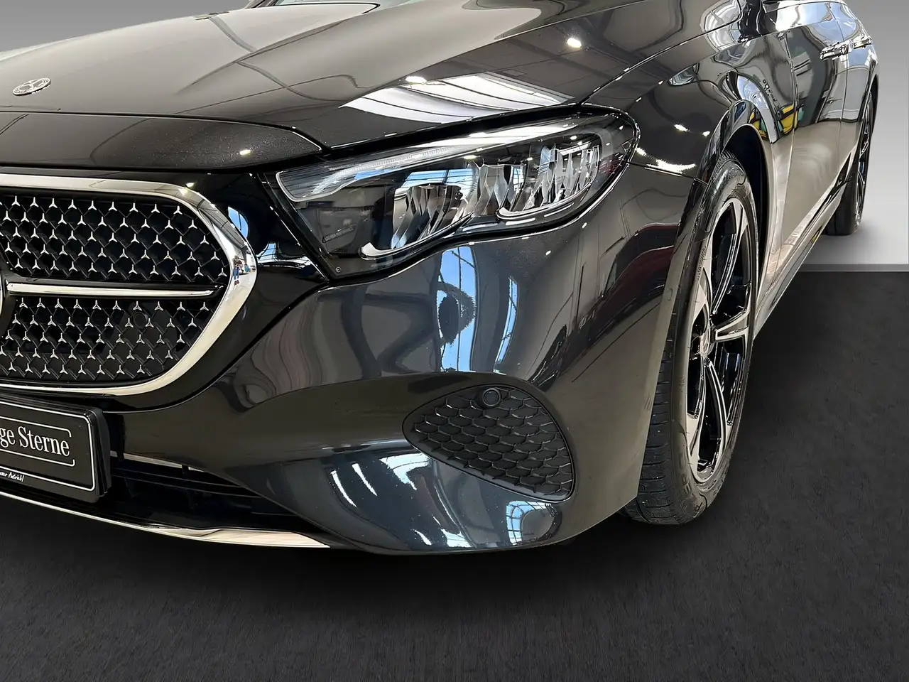 Mercedes-Benz E 300 e T AVANTGARDE+LED+Kamera+Ambi+TotW+LrHz 3