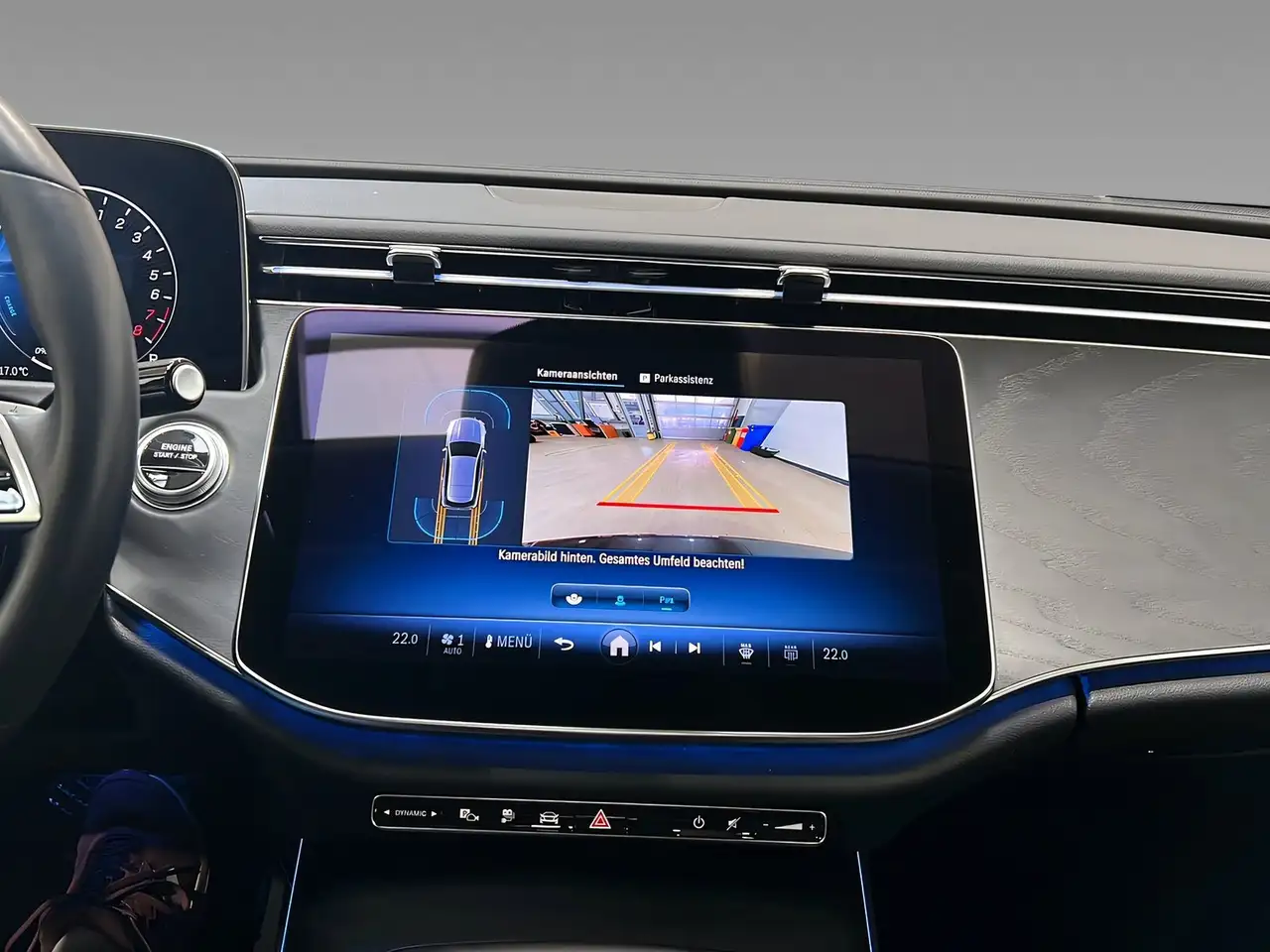 Mercedes-Benz E 300 e T AVANTGARDE+LED+Kamera+Ambi+TotW+LrHz 15