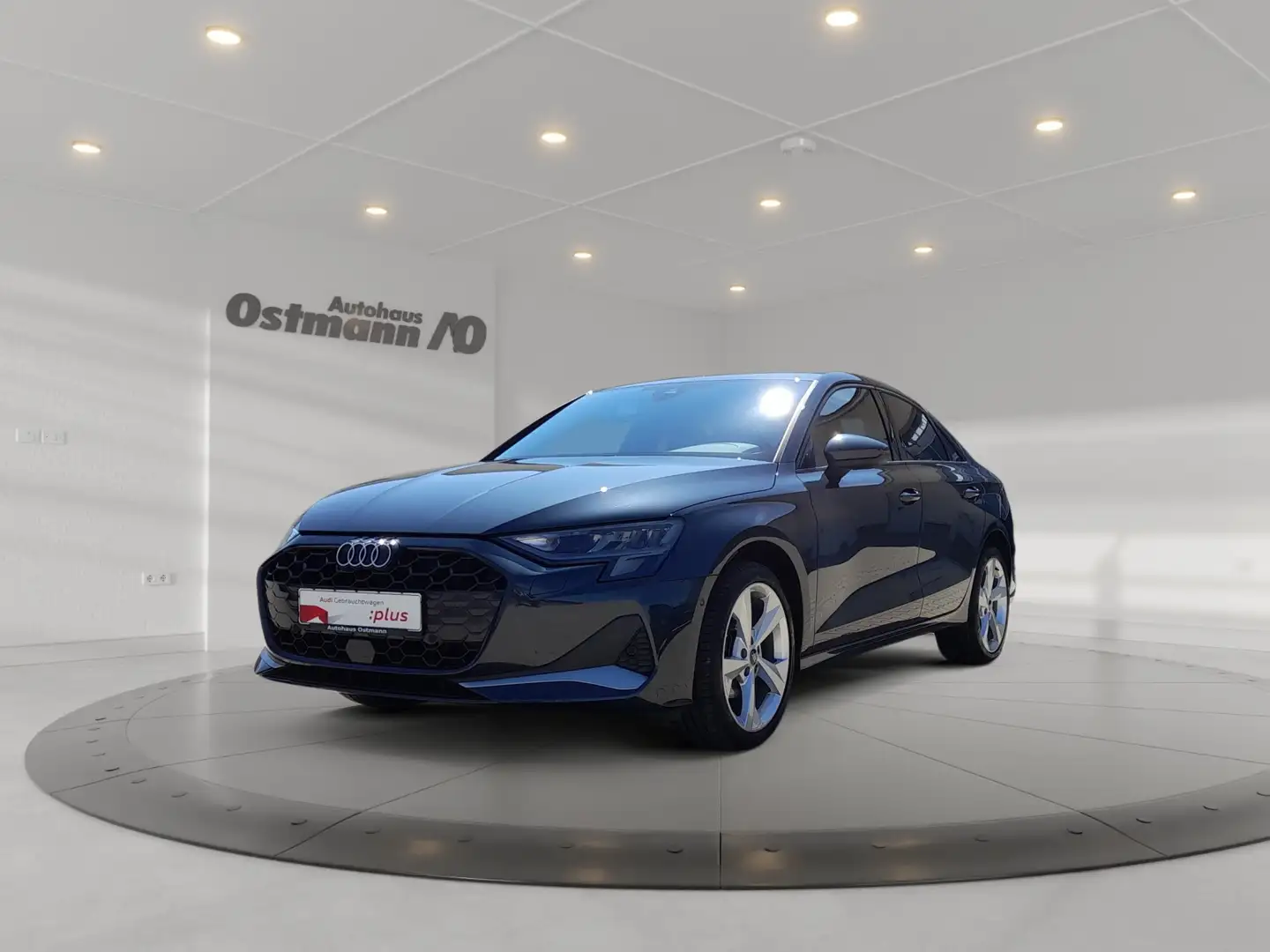 Audi A3 30 TFSI Limousine RFK 18'' Navi ACC SoundSys Grau - 2