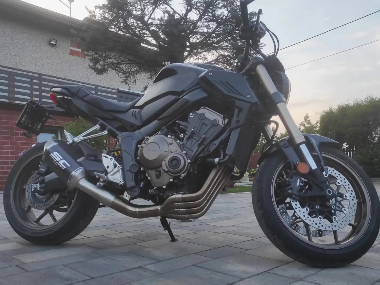 Honda CB 650 R Fekete - 2