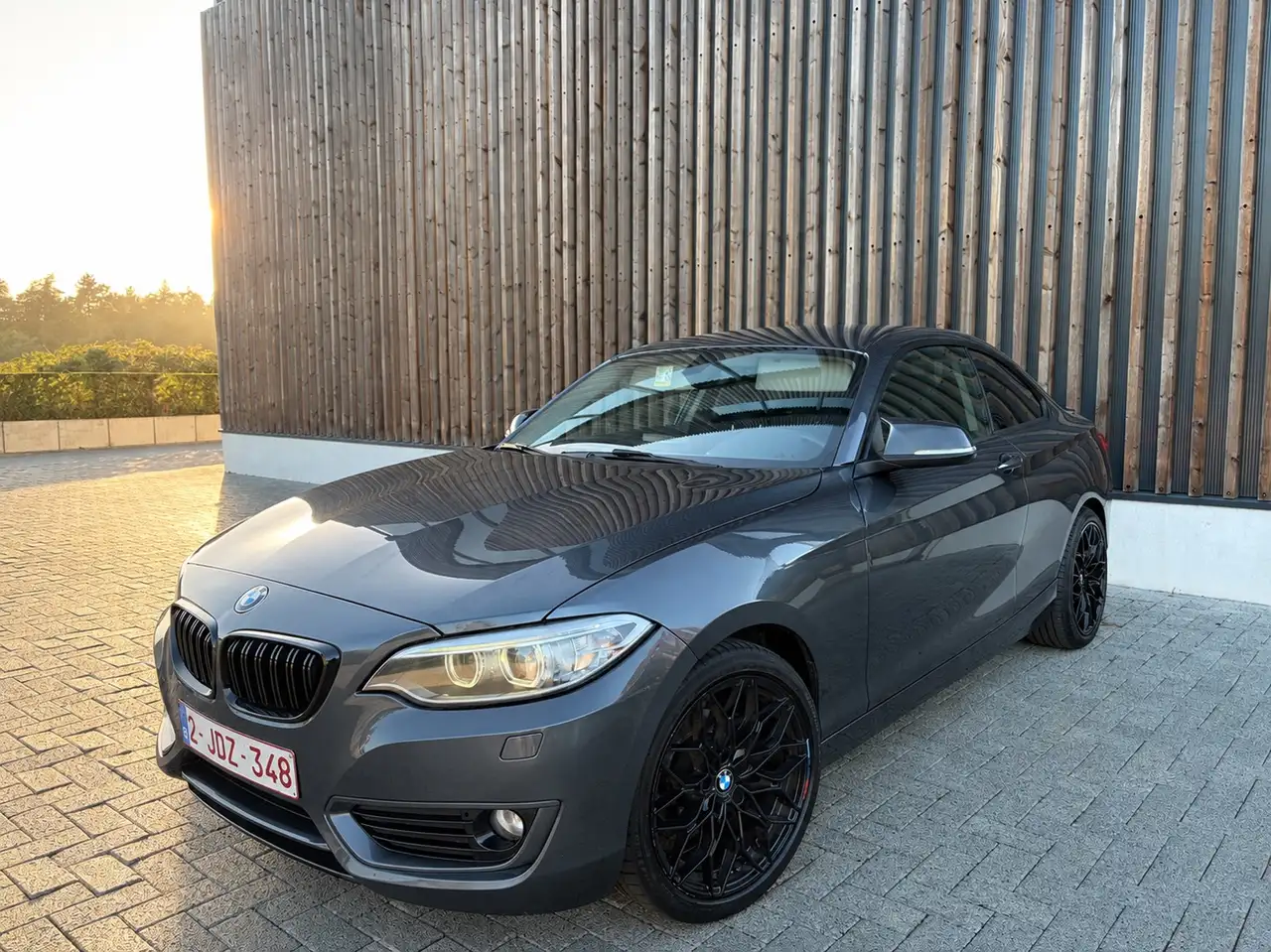 BMW 218