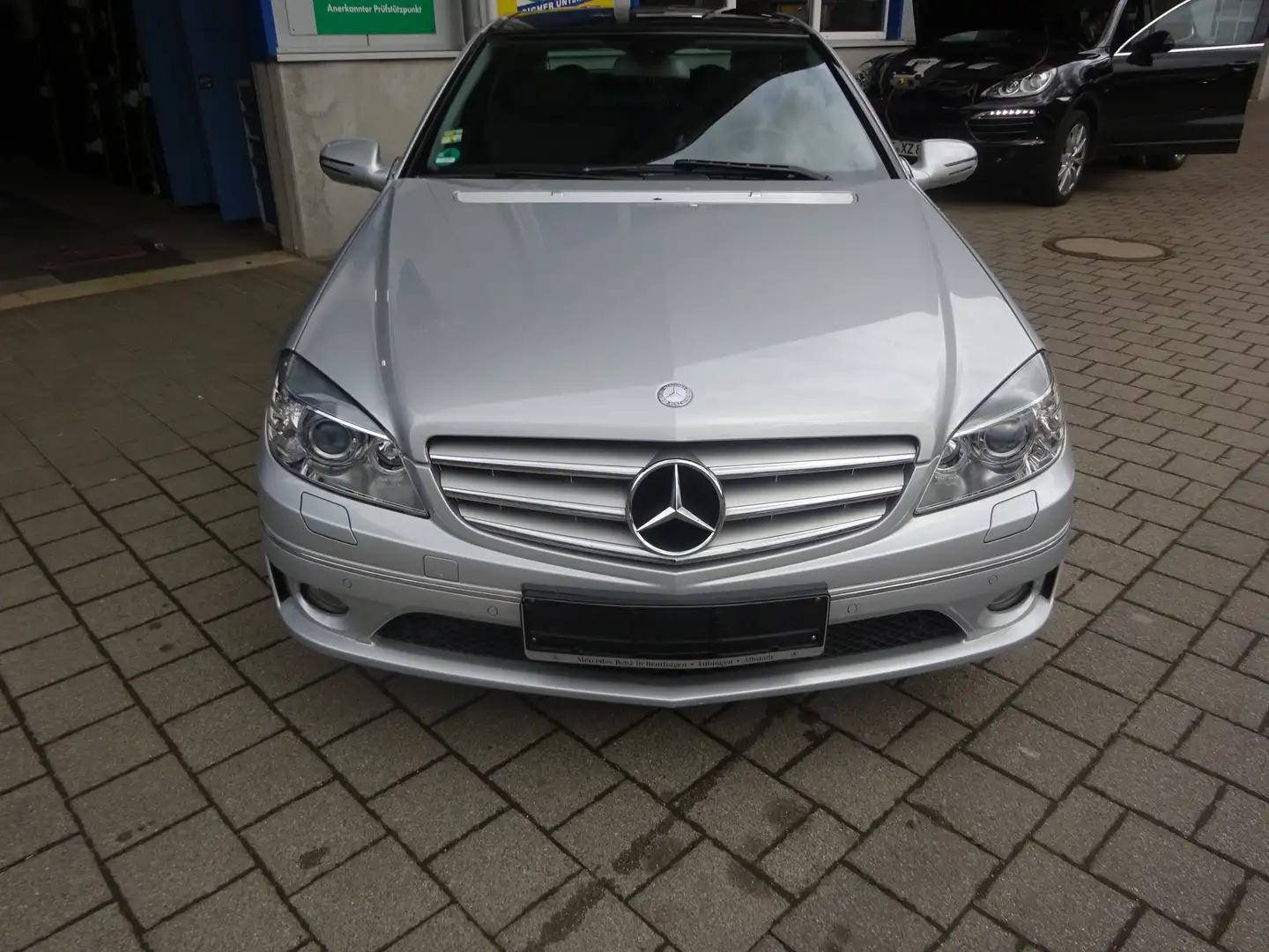 Mercedes-Benz CLC CLC 180 Kompr 105kw 143PS Navigation Xenon Leder Gris - 2