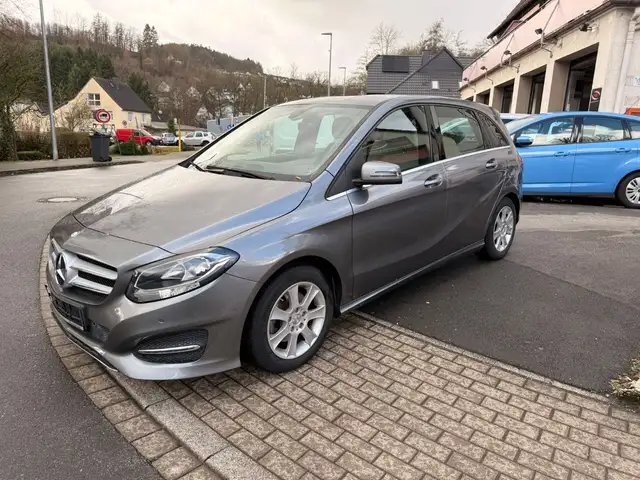 Mercedes-Benz B 200 Automatik.SHZ,T.Leder,PDC,Wenig Km.