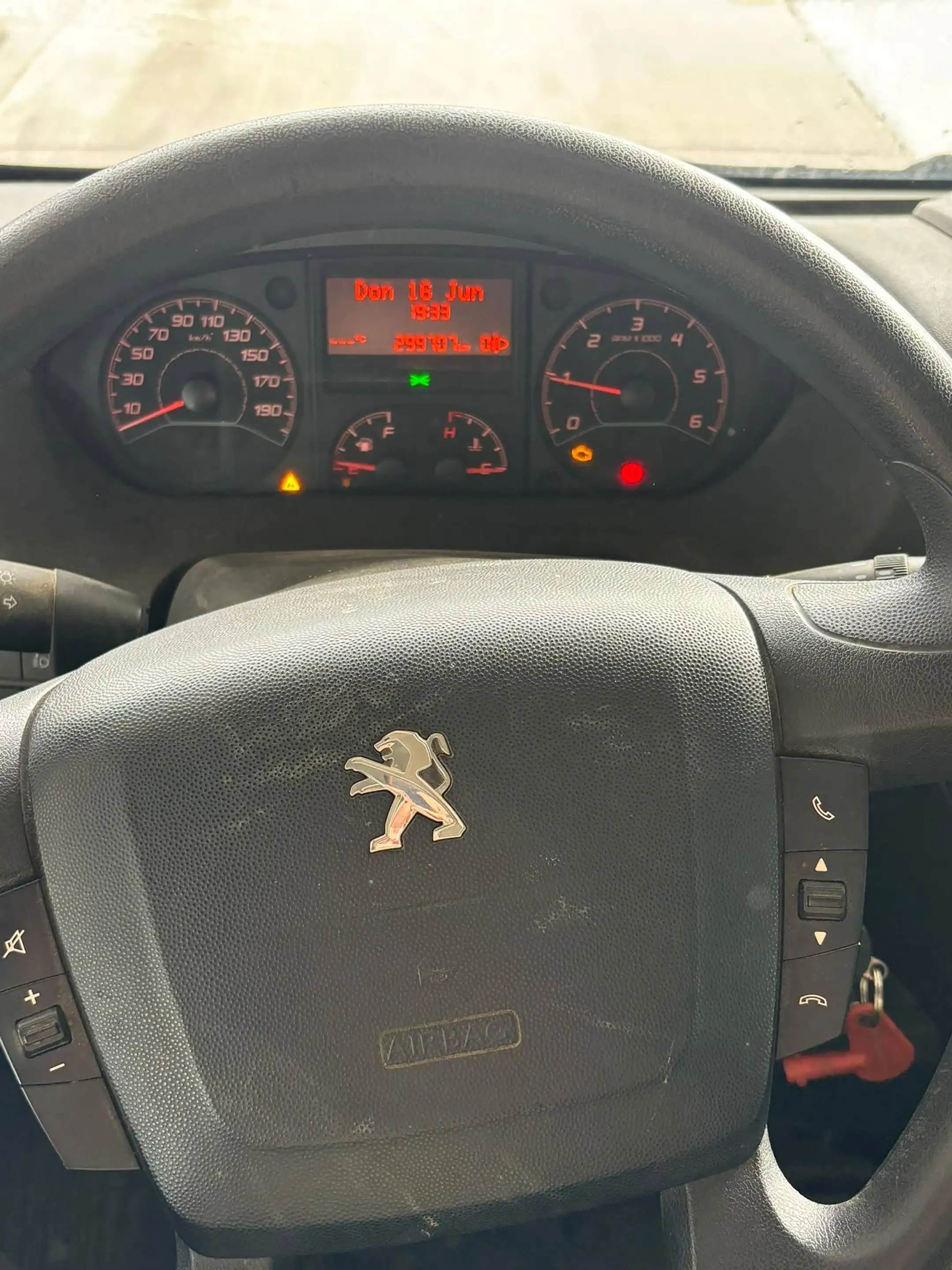 Peugeot Boxer 2.0 HDI bj. 2017 MEUBELBAK + LAADKLEP euro 6 — photo 10