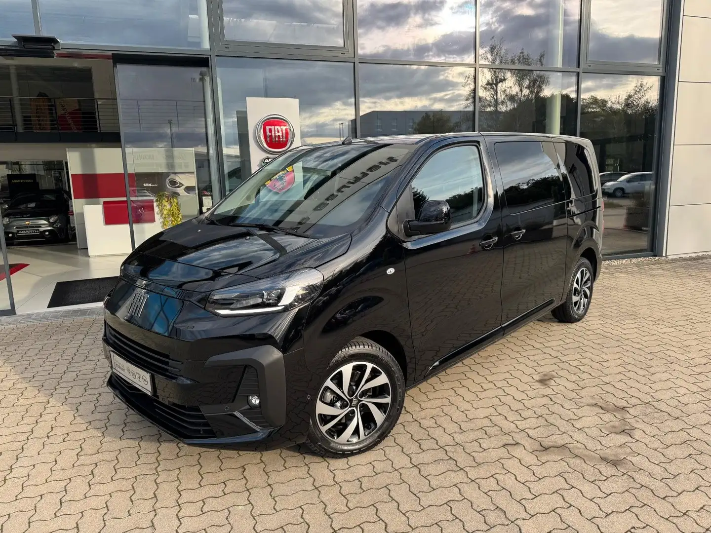 Fiat Ulysse Top L2 180 HDi AT8 Automatik Diesel, AHK Noir - 2