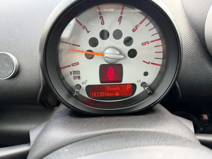 MINI Cooper 2012, foto 21