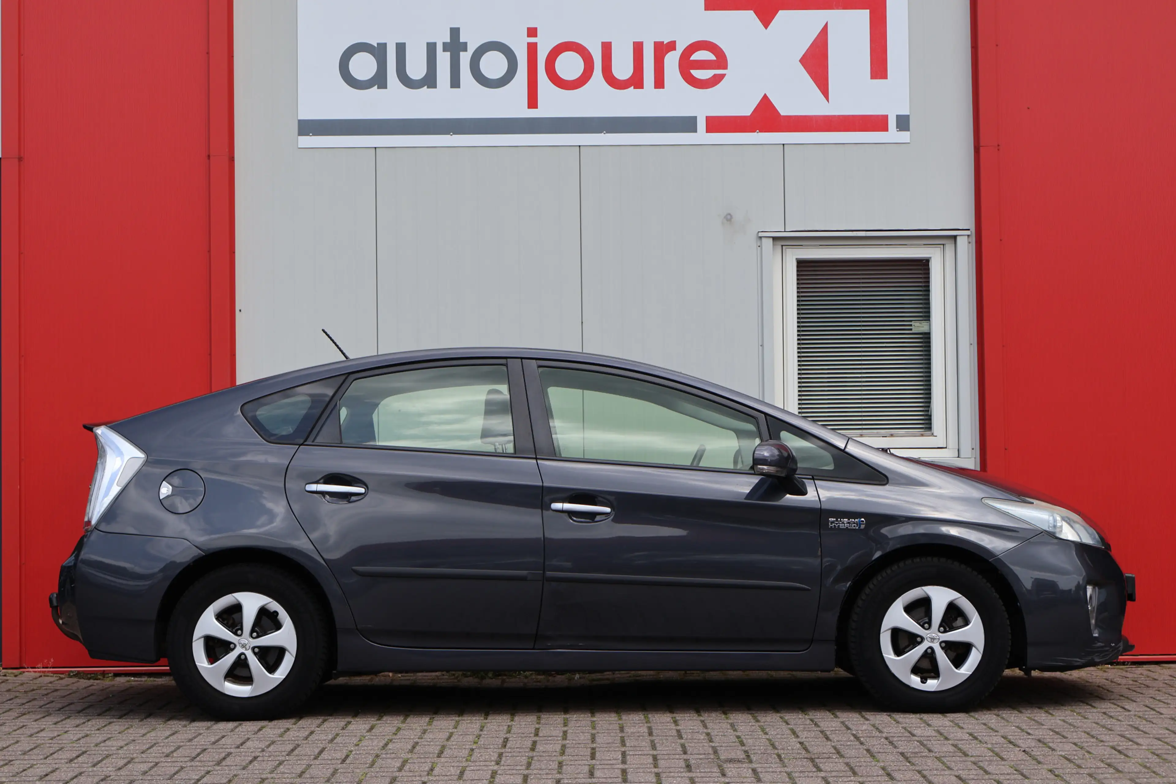 Toyota Prius 1.8 Plug-in Aspiration — photo 3