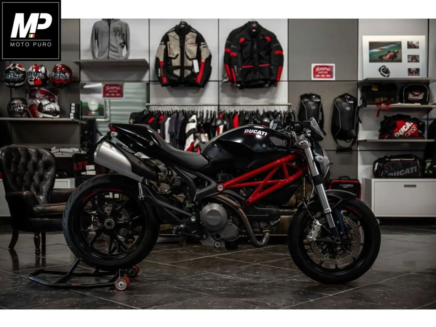 Ducati Monster 796 ABS Zwart - 1