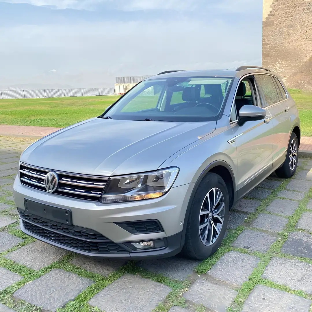 Volkswagen Tiguan Volkswagen Tiguan 2.0 TDI Comfortline BlueMotion Grigio - 2