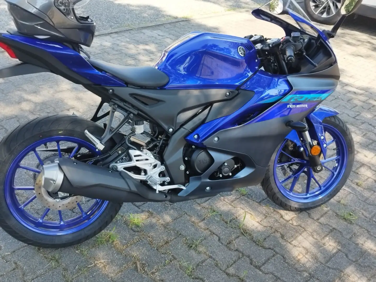 Yamaha YZF-R125 Modrá - 2