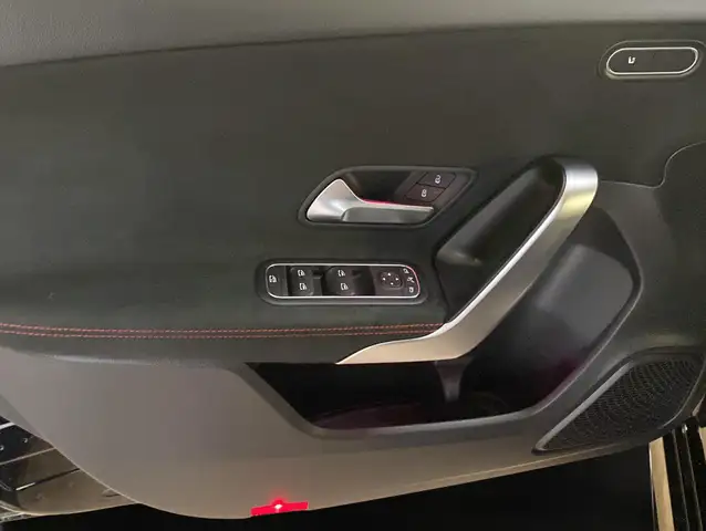 Mercedes-Benz A-Class view 20