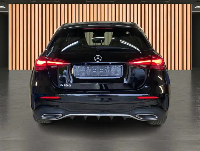 Mercedes-Benz A-Class view 18