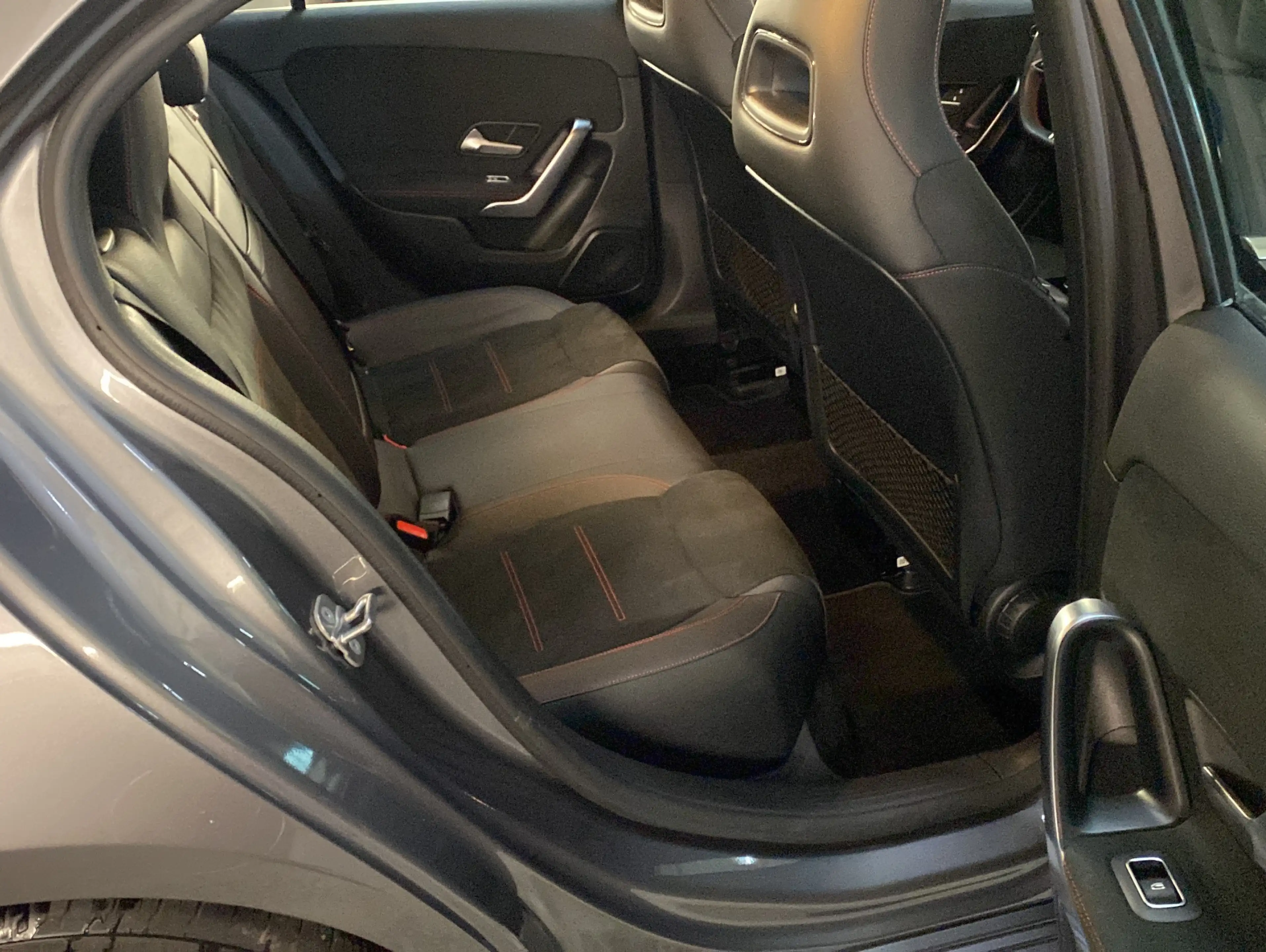 Mercedes-Benz A 180 AMG Line 7G Tronic*Navi*DAB*KeyGo*MBUX* — photo 7