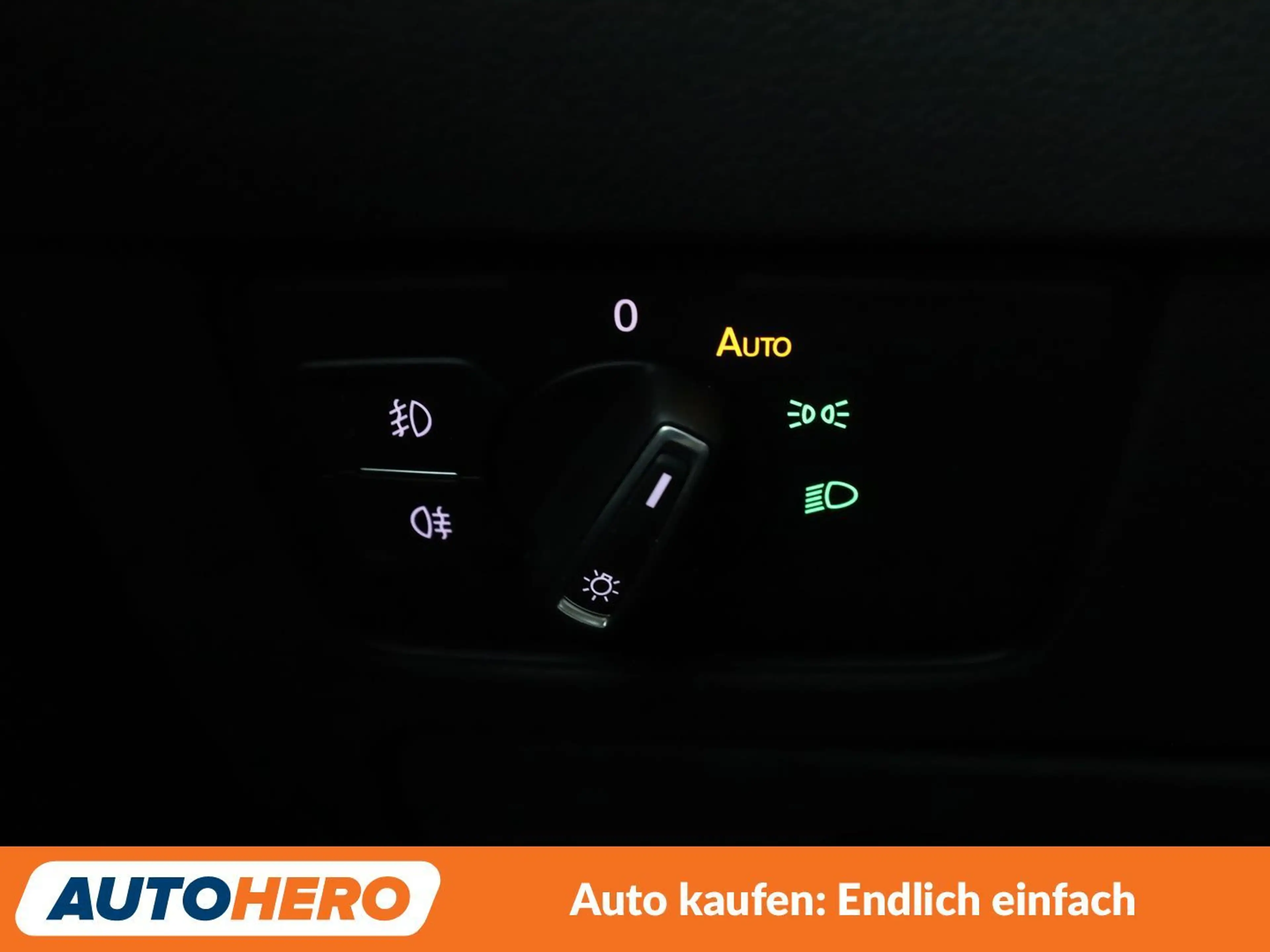 Volkswagen Passat 2.0 TDI Elegance Aut.*NAVI*VC*CAM*SHZ* — photo 26