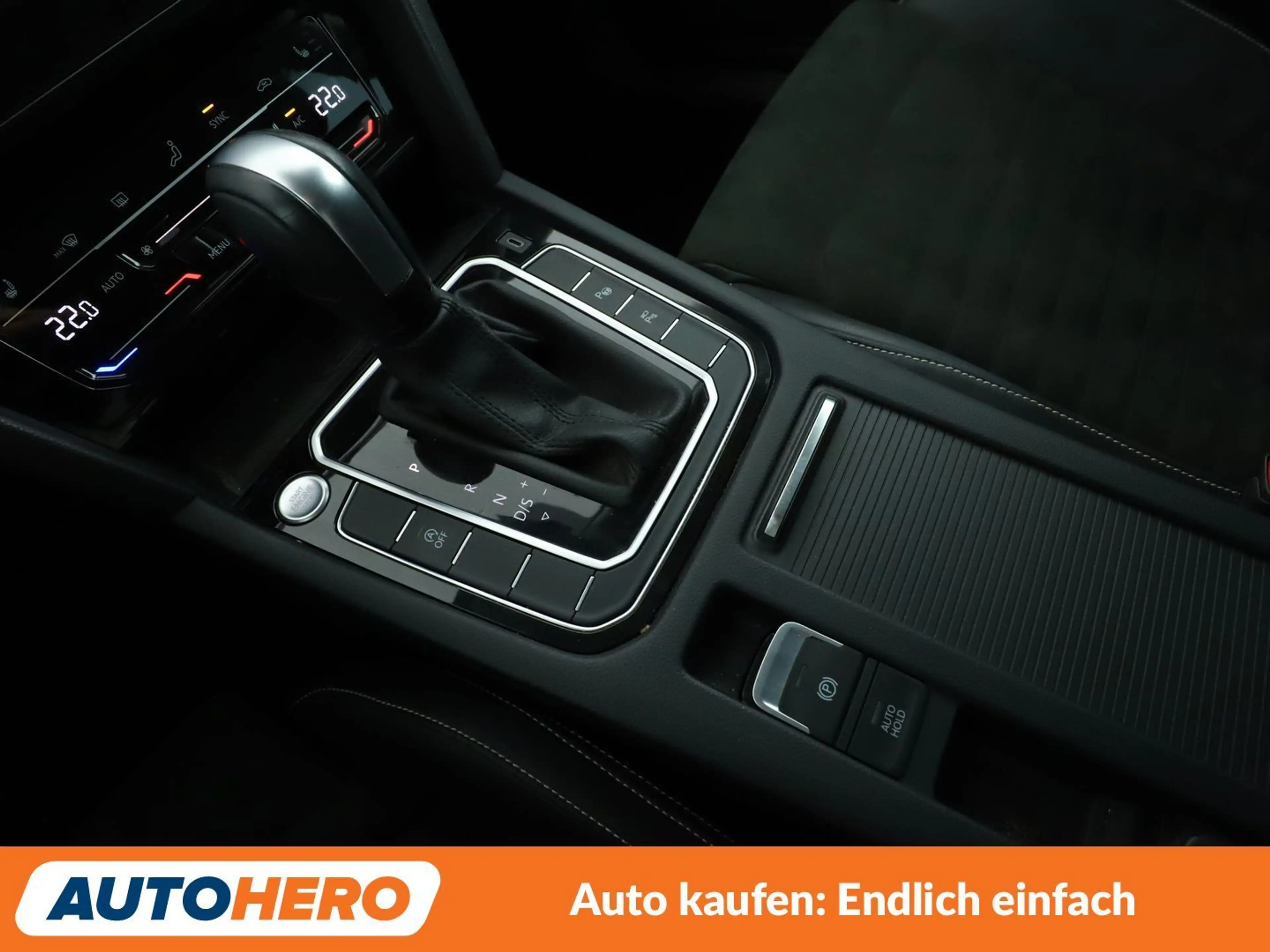 Volkswagen Passat 2.0 TDI Elegance Aut.*NAVI*VC*CAM*SHZ* — photo 24