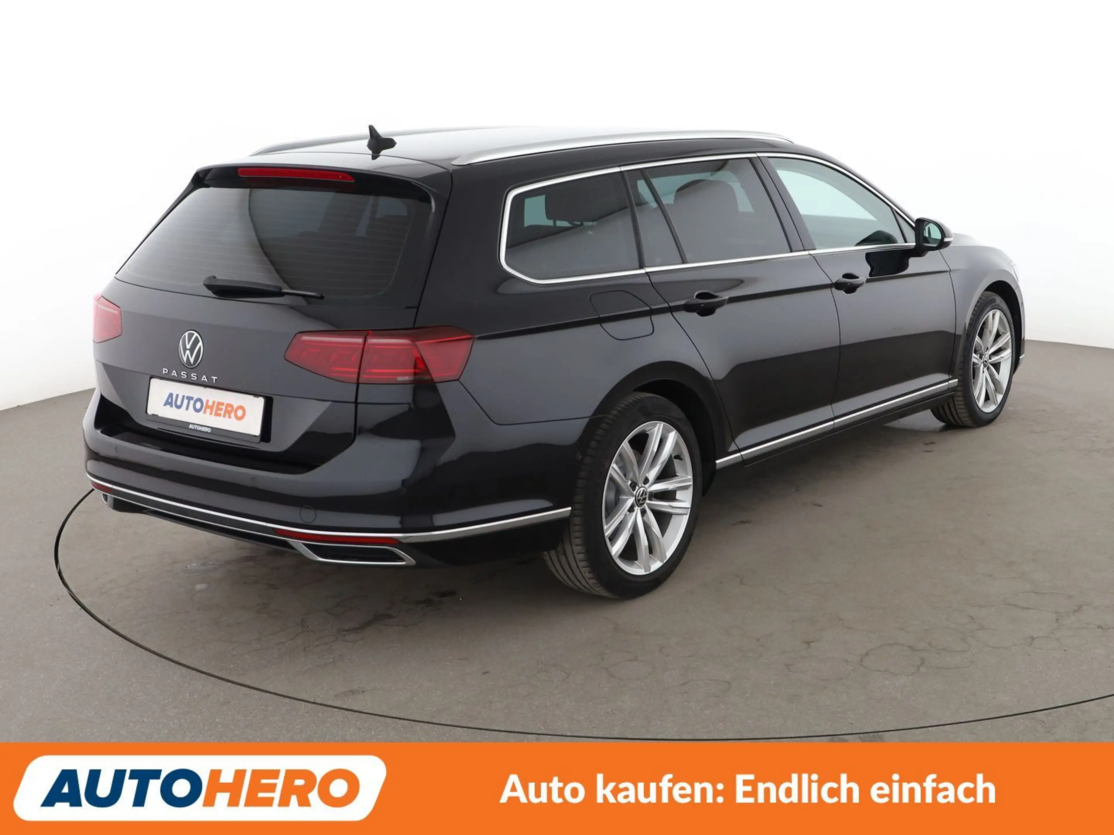 Volkswagen Passat 2.0 TDI Elegance Aut.*NAVI*VC*CAM*SHZ* — photo 6