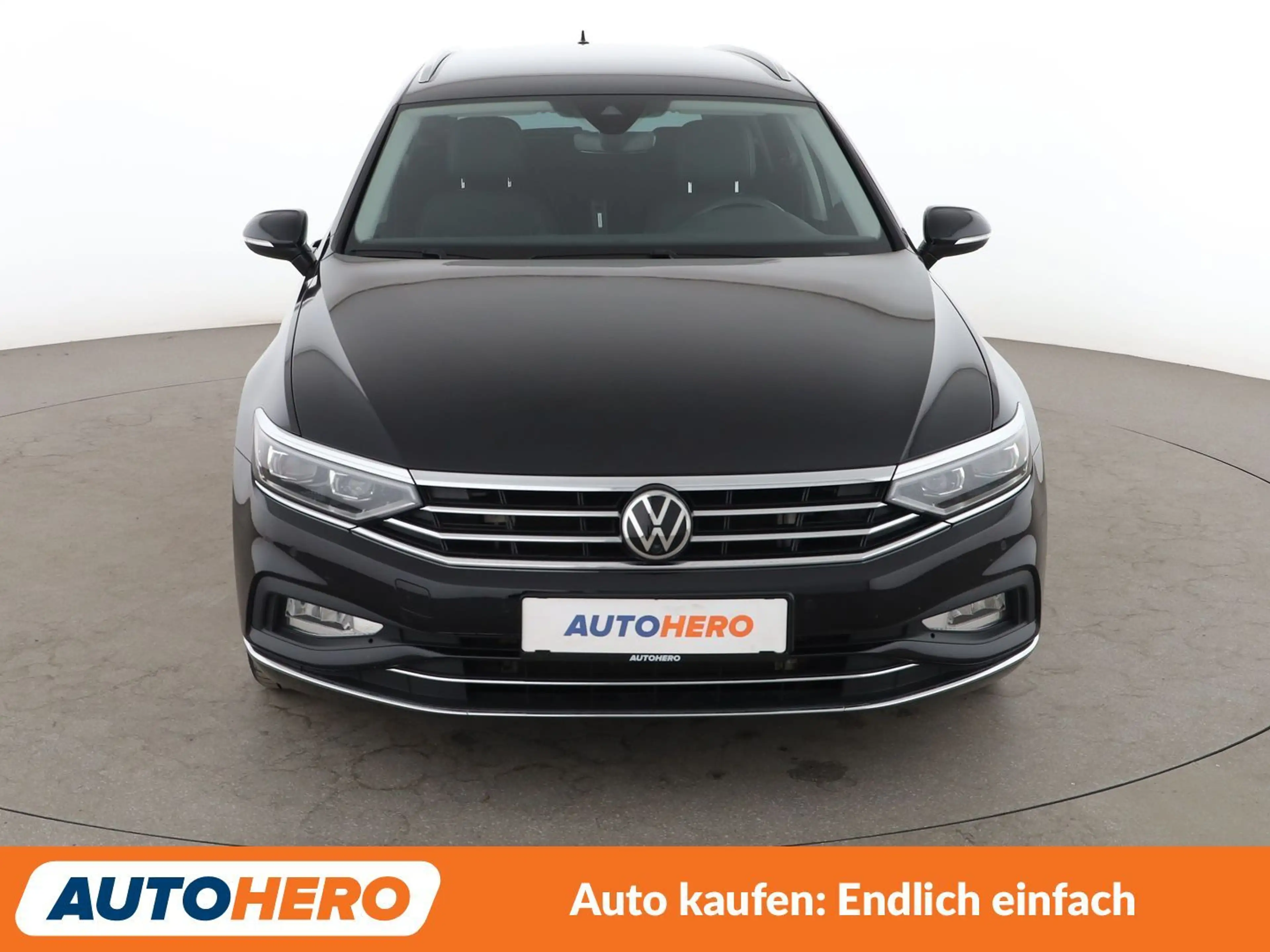 Volkswagen Passat 2.0 TDI Elegance Aut.*NAVI*VC*CAM*SHZ* — photo 9