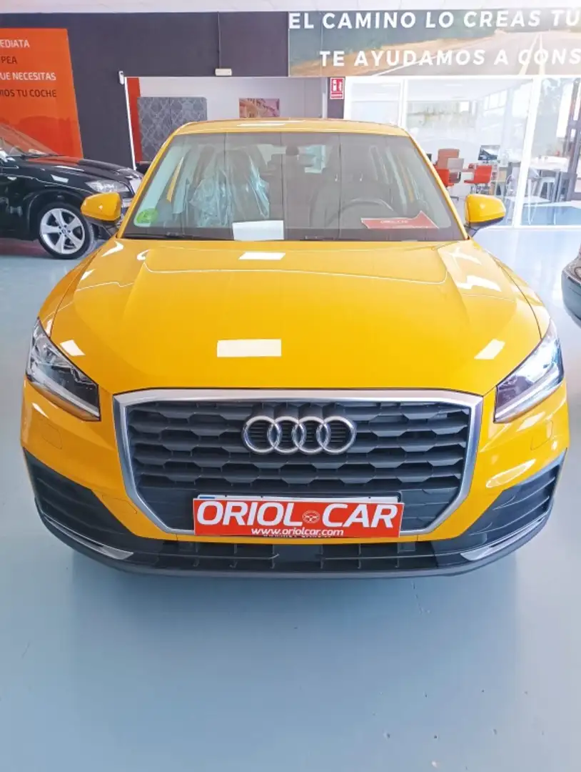 Audi Q2 1.0 TFSI Advanced 85kW(4.75) Gelb - 2