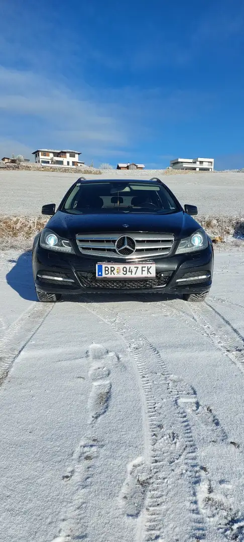 Mercedes-Benz 180 Schwarz - 1