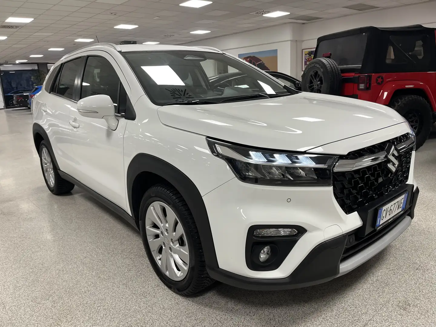 Suzuki SX4 S-Cross 1.4h Top+ 4wd allgrip 129cv Weiß - 1